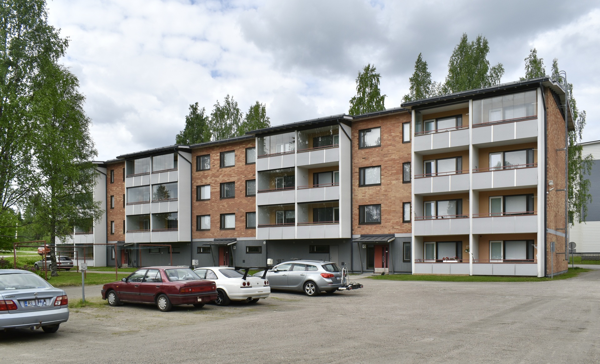 Kasarminkatu 30, Rajalähiö, Kajaani