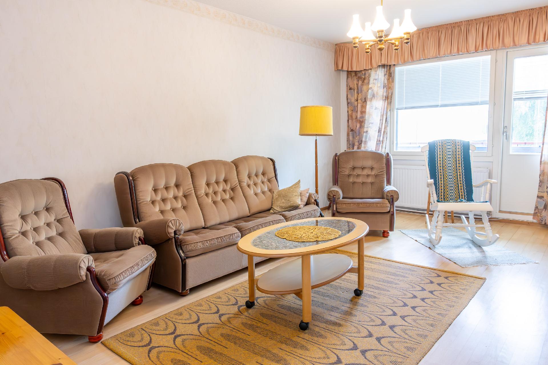 Kasarminkatu 30, Rajalähiö, Kajaani