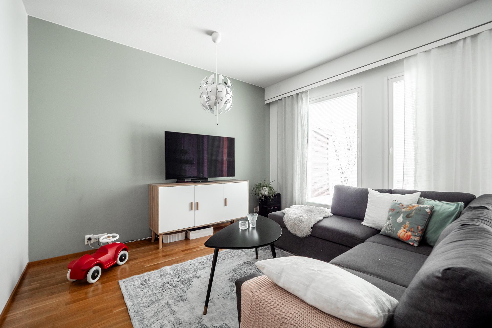 Metsästäjäntie 4, Ritaharju, Oulu