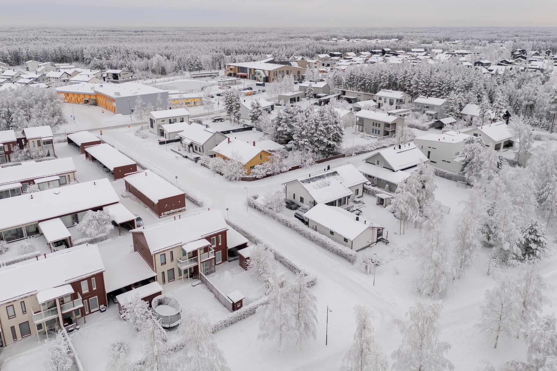 Metsästäjäntie 4, Ritaharju, Oulu