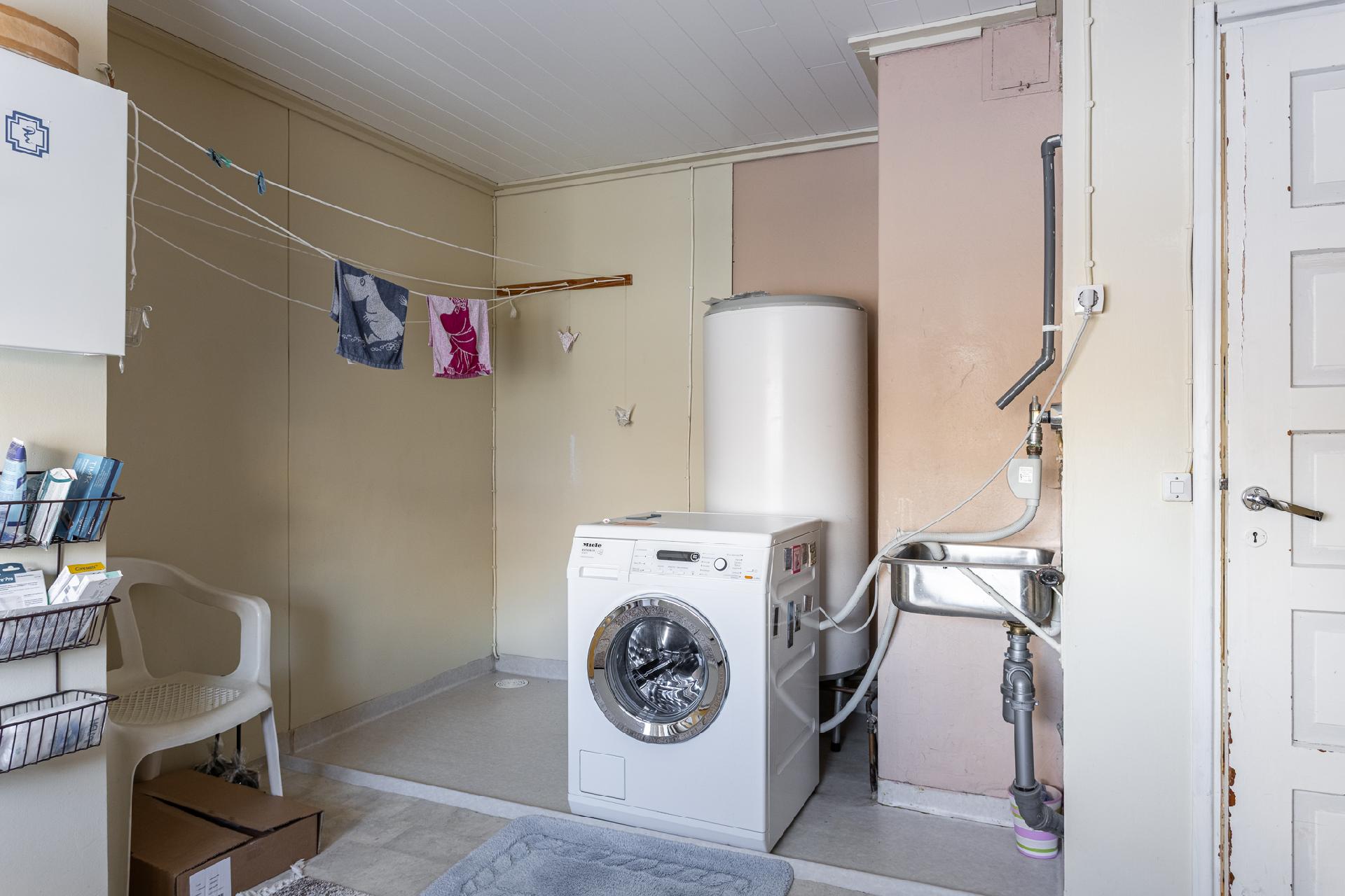 Yläkerran apukeittiö