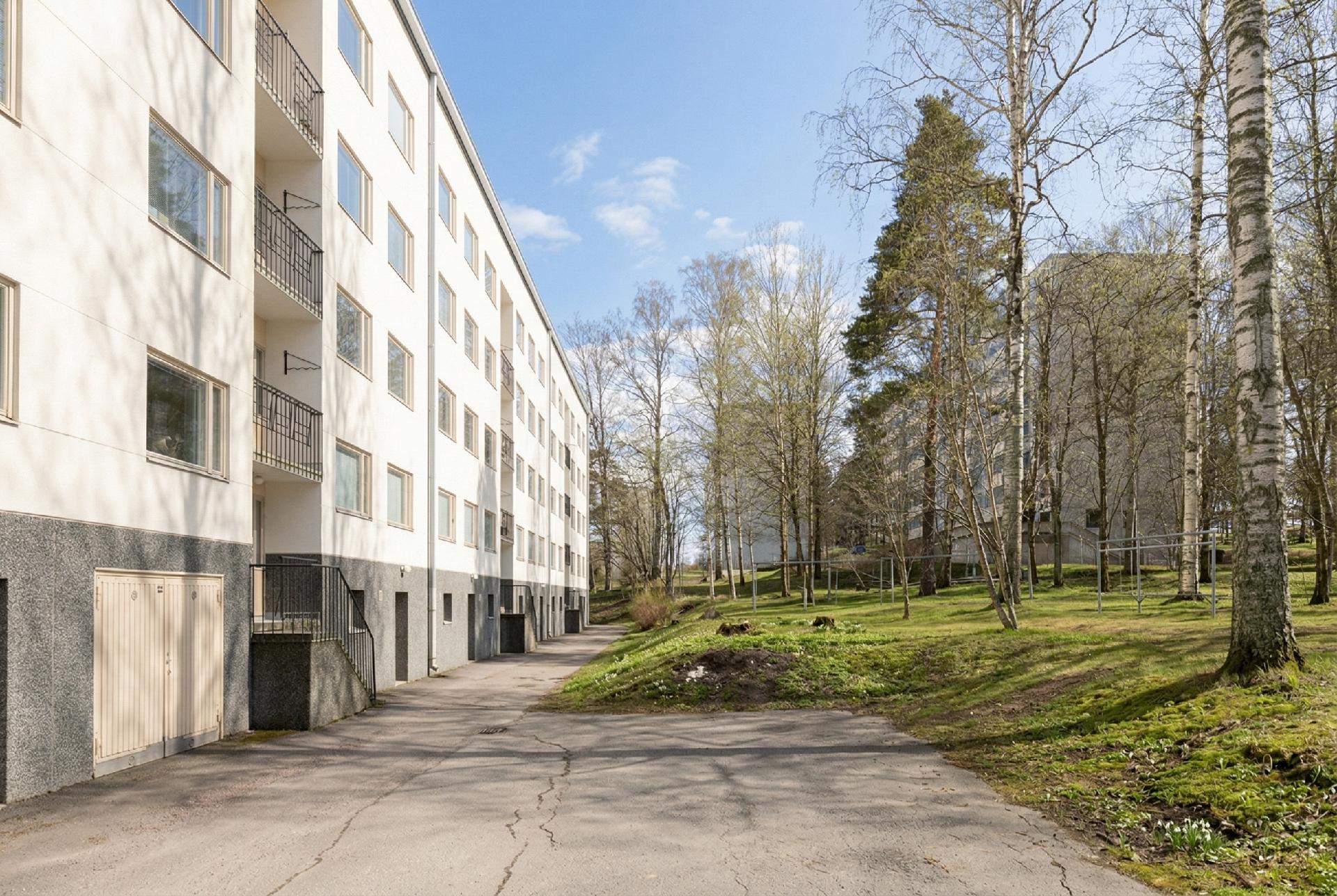 Kajaaninlinnantie 3, Puotinharju, Helsinki
