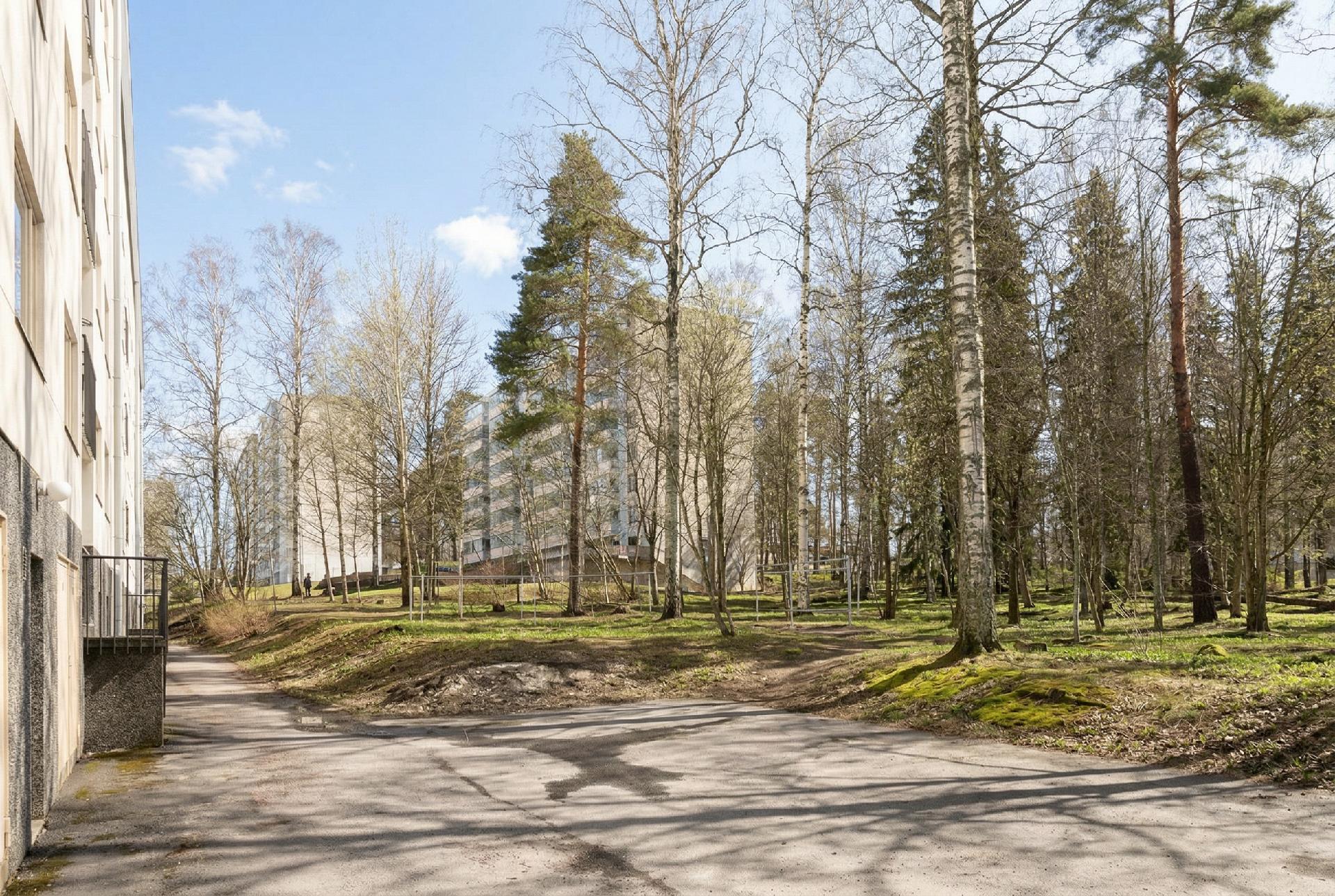 Kajaaninlinnantie 3, Puotinharju, Helsinki