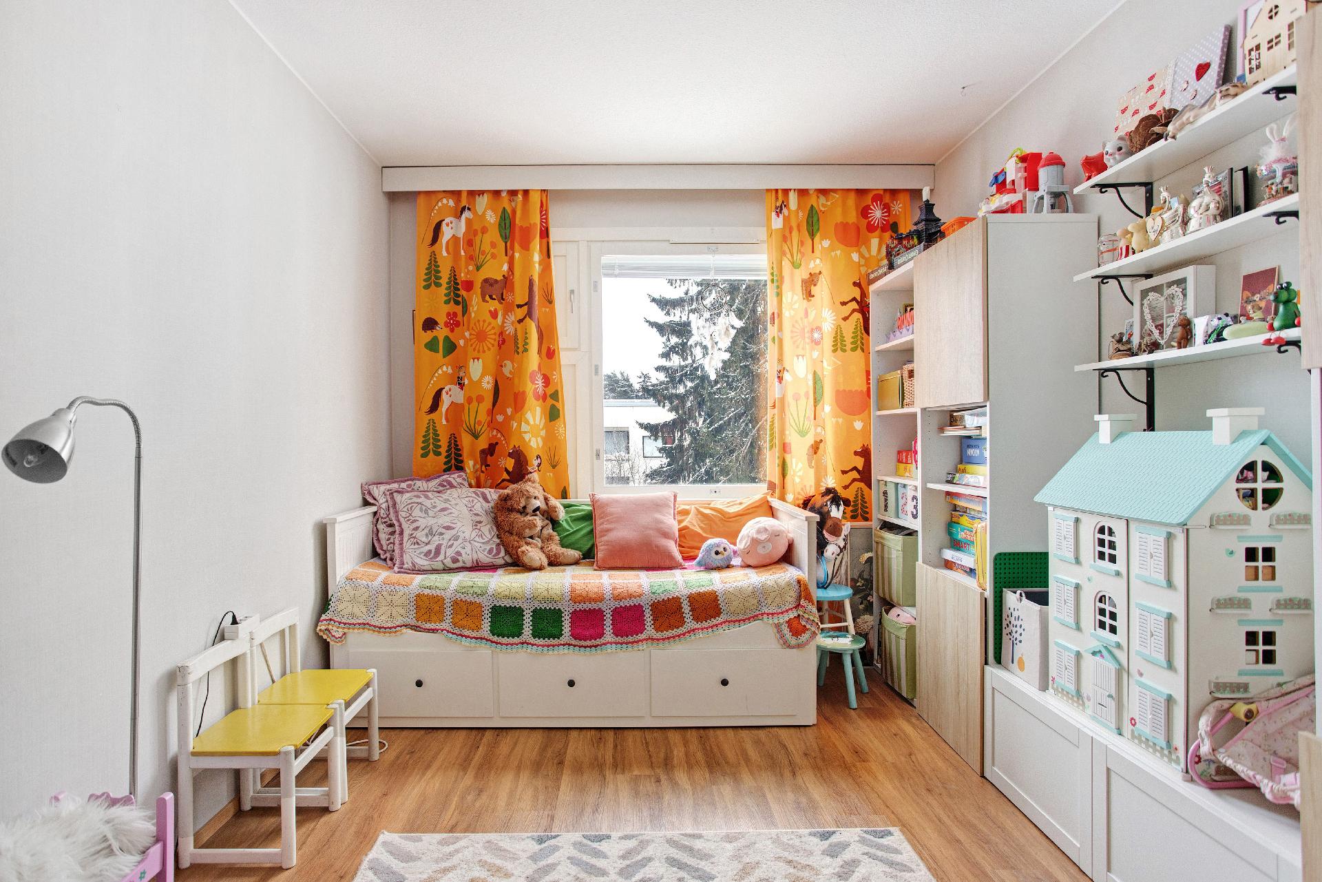 Vanamonkuja 1, Simonmetsä, Vantaa