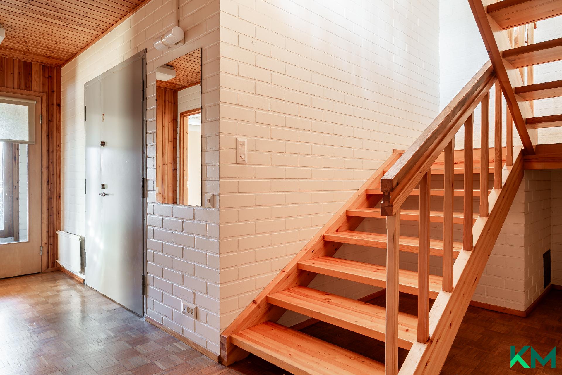 Riskutie 23, Vartiokylä, Helsinki