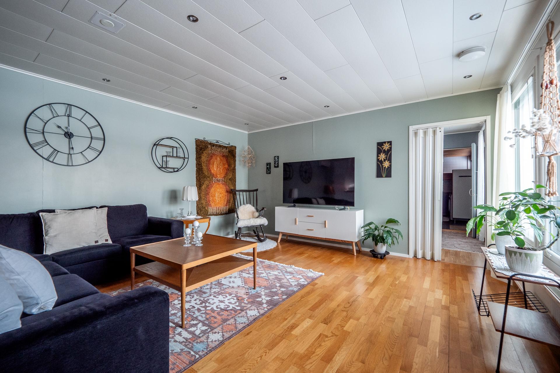 Kuokkatie 19, Välivainio, Oulu