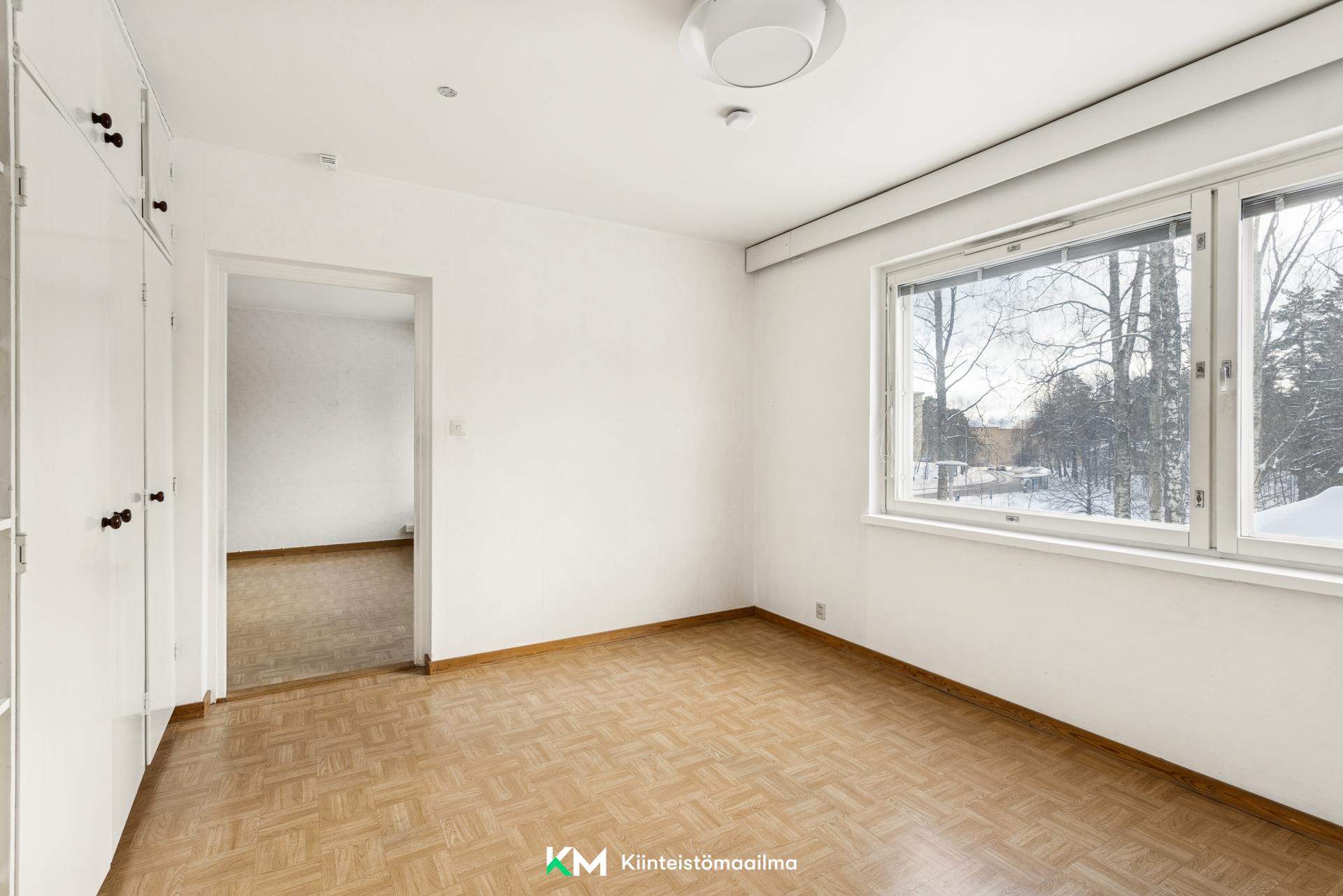 Adolf Lindforsin tie 1, Pohjois-Haaga, Helsinki