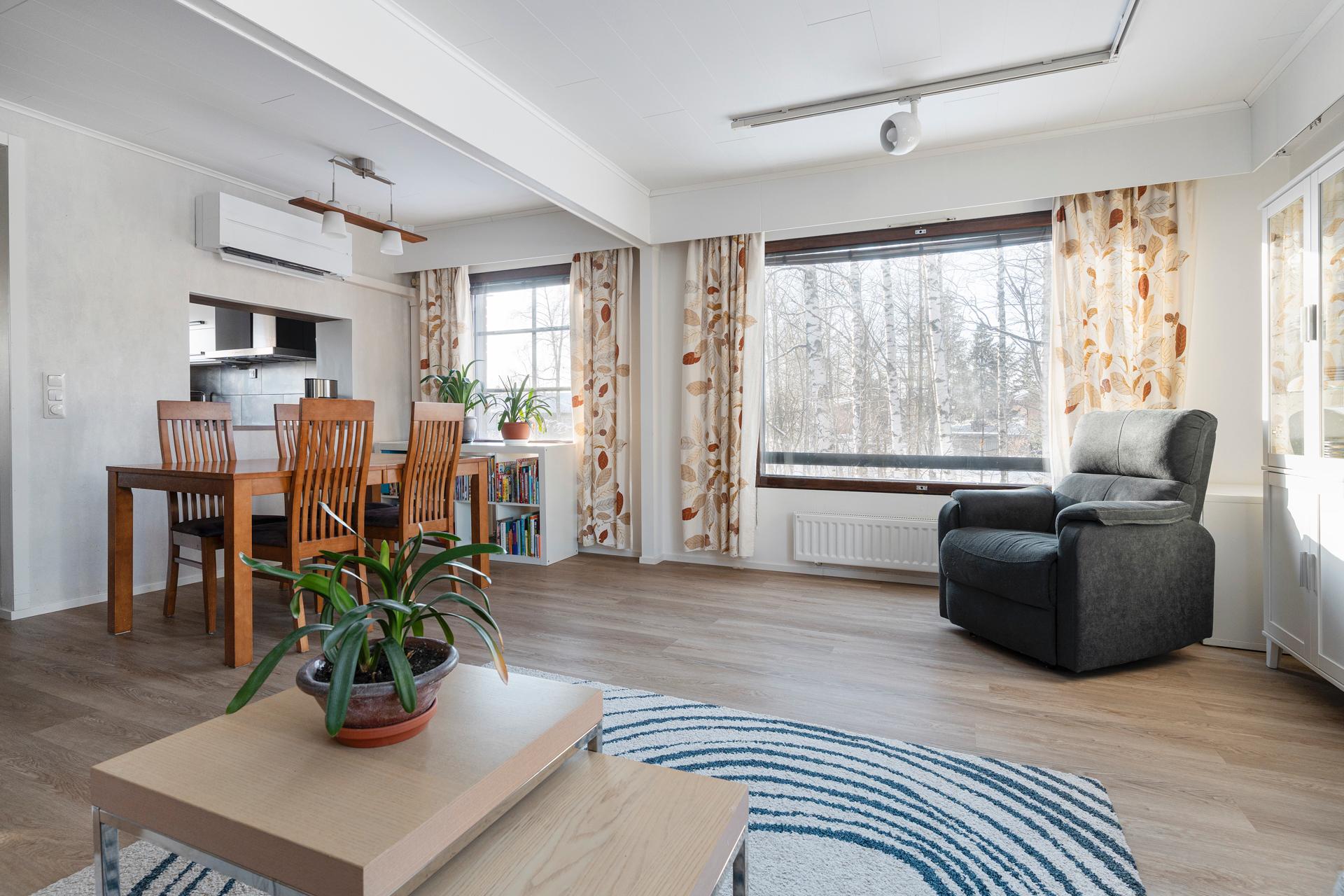 Kivimäentie 5b, Martinlaakso, Vantaa