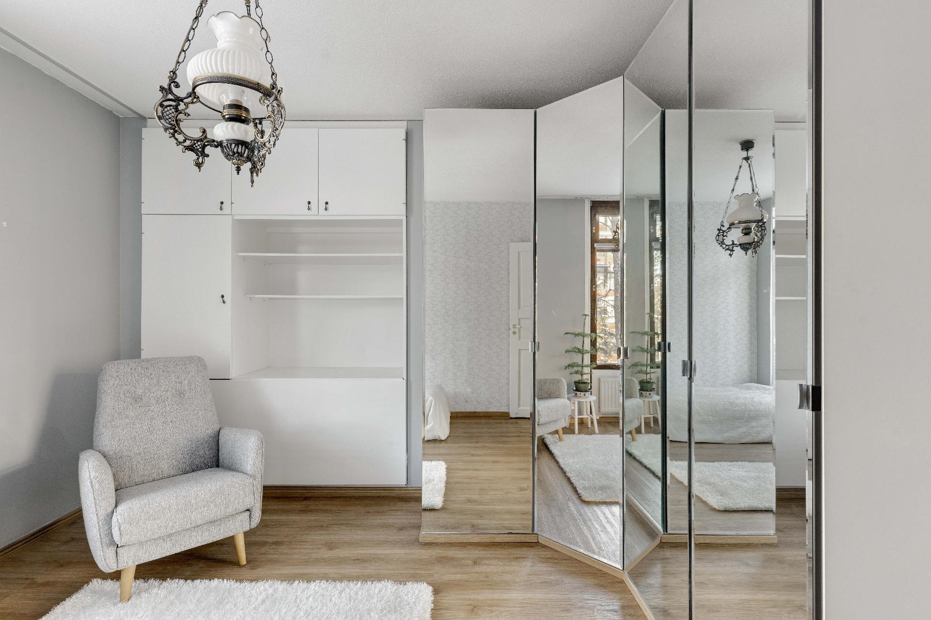 Runaasti kaappitilaa!