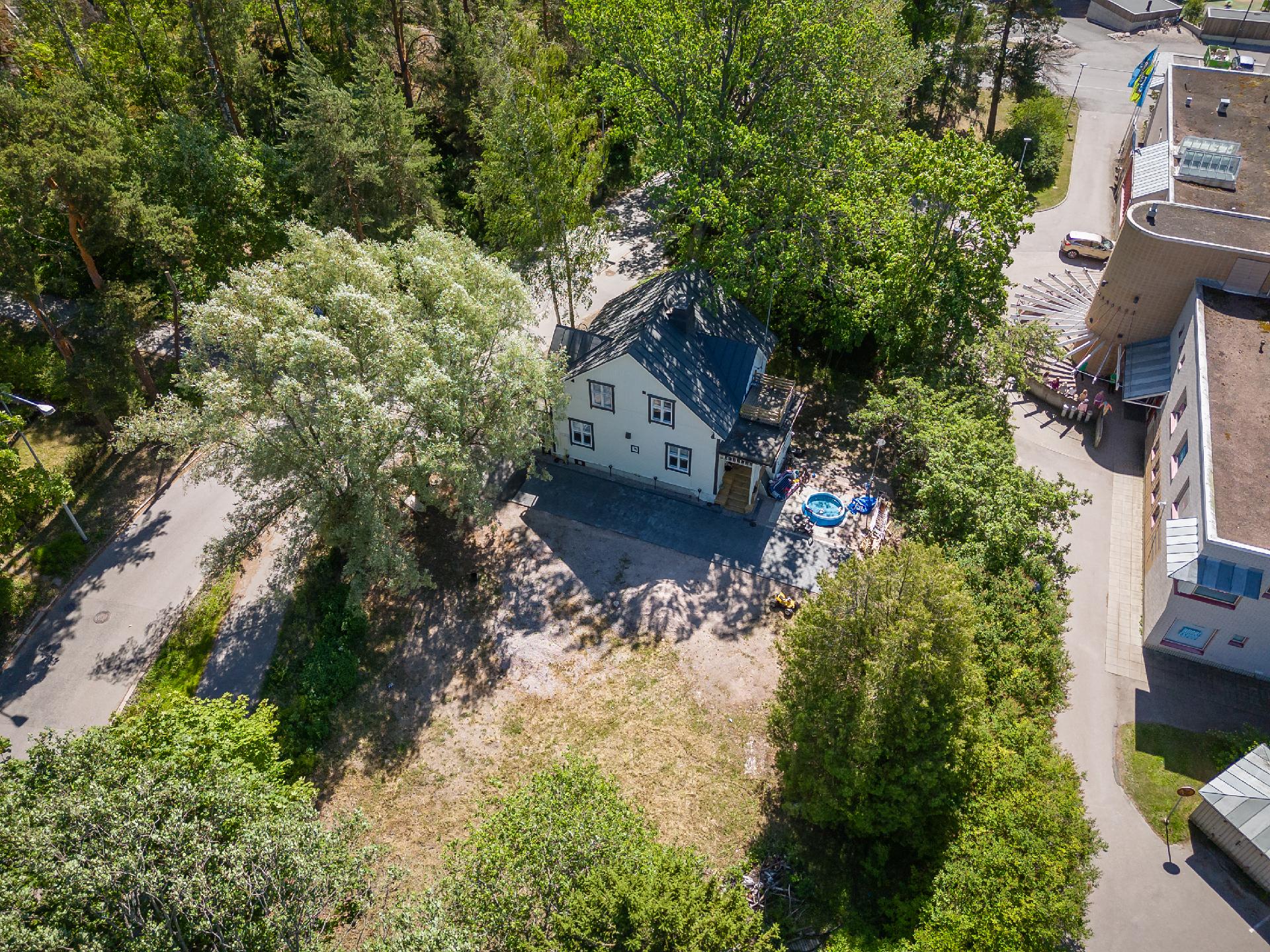 Veräjäpellonkatu 8, Leppävaara, Espoo