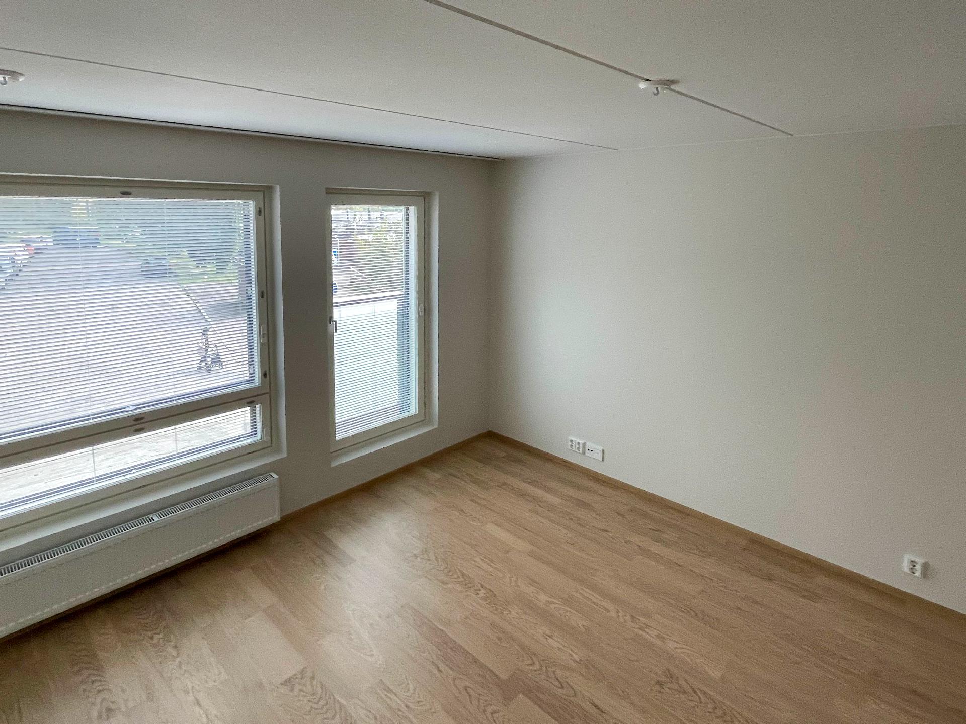 Isolammenkatu 15, Kaukajärvi, Tampere