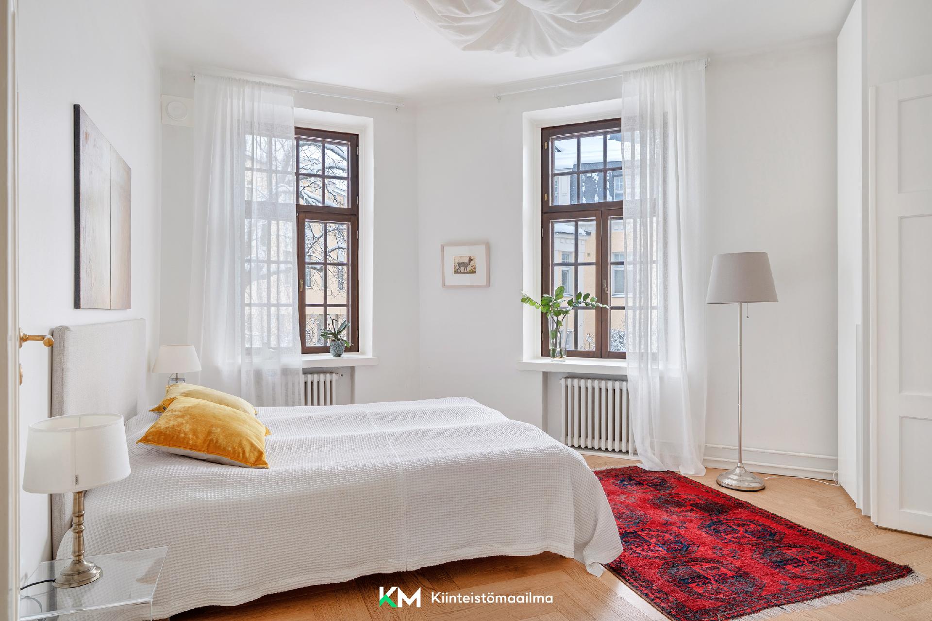 Juhani Ahon tie 5, Eira, Helsinki