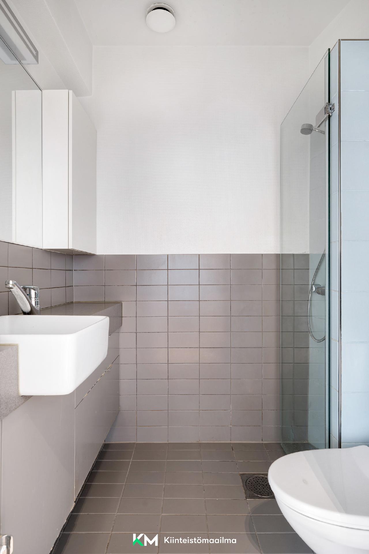 Kylpyhuone on remontoitu 2000 -luvun alkuvuosina