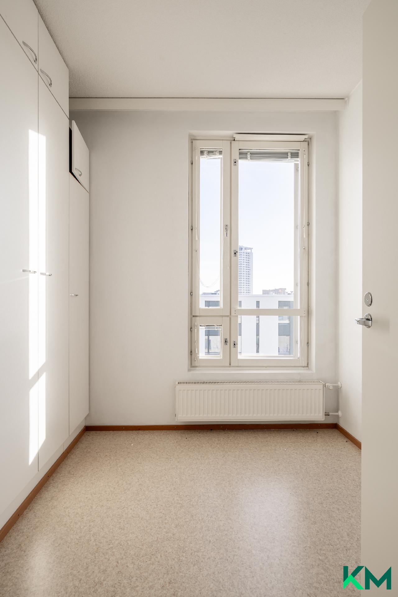 Makuuhuone 1/työhuone