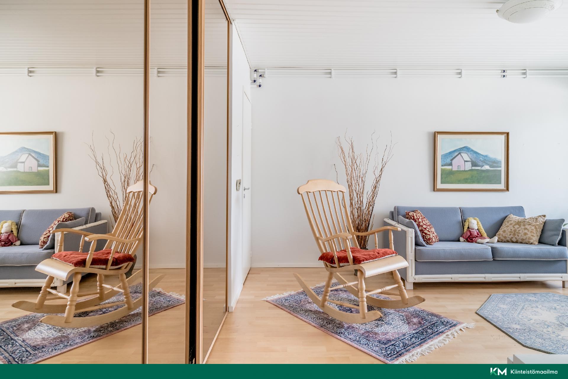 Alakerran makuuhuone 3