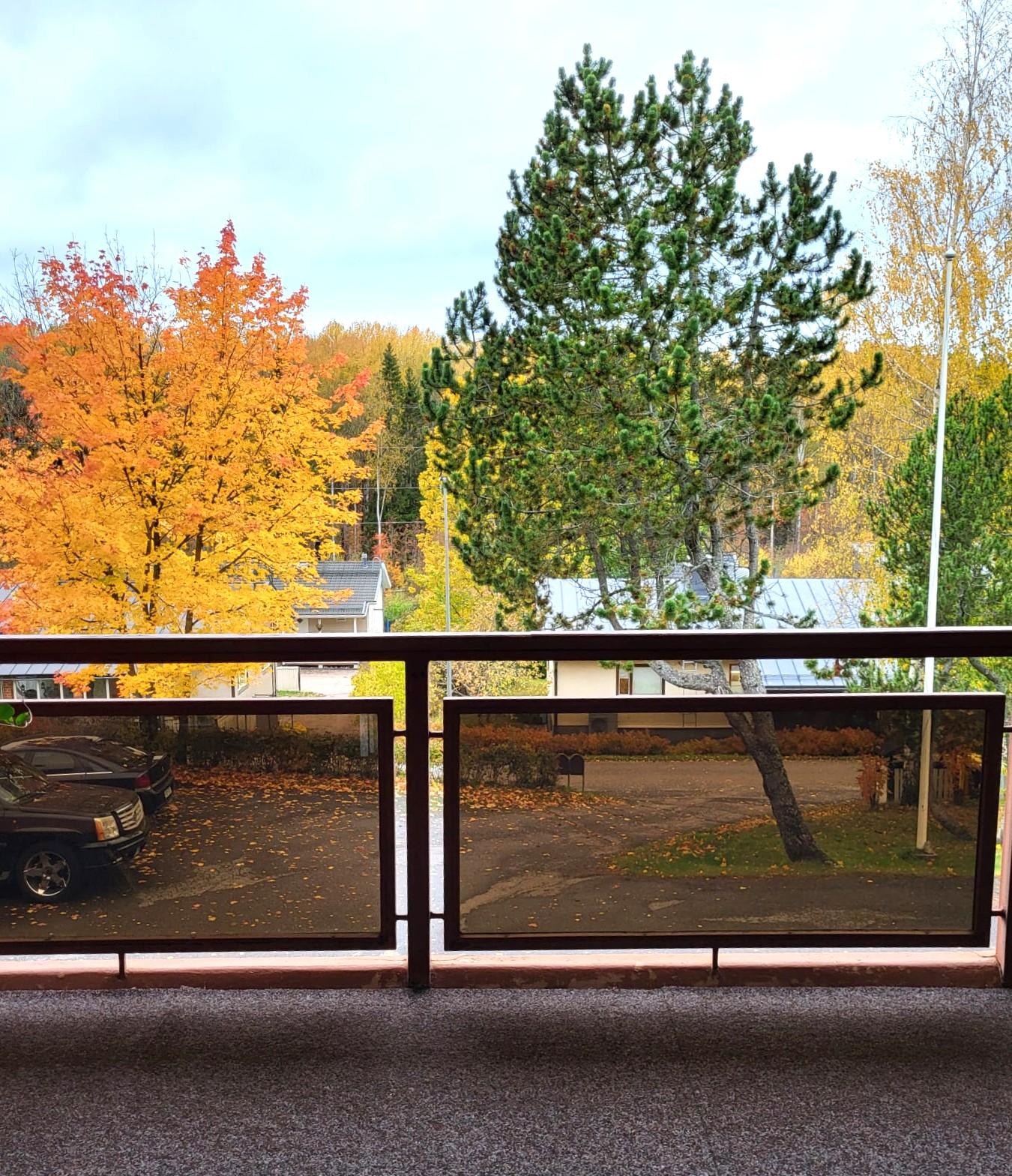 Parveke näkymä syksyllä