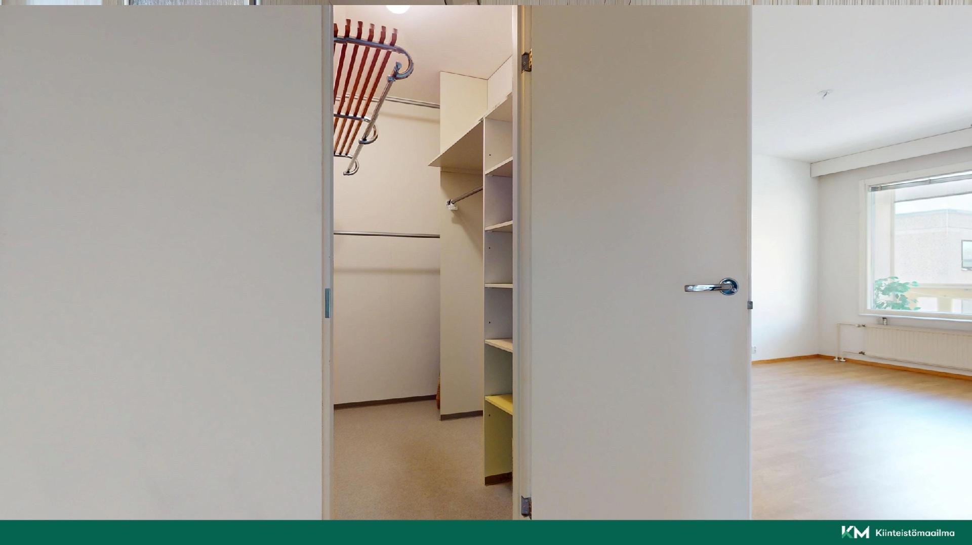 Kaarle IX:n katu 9, Vanha Vaasa, Vaasa