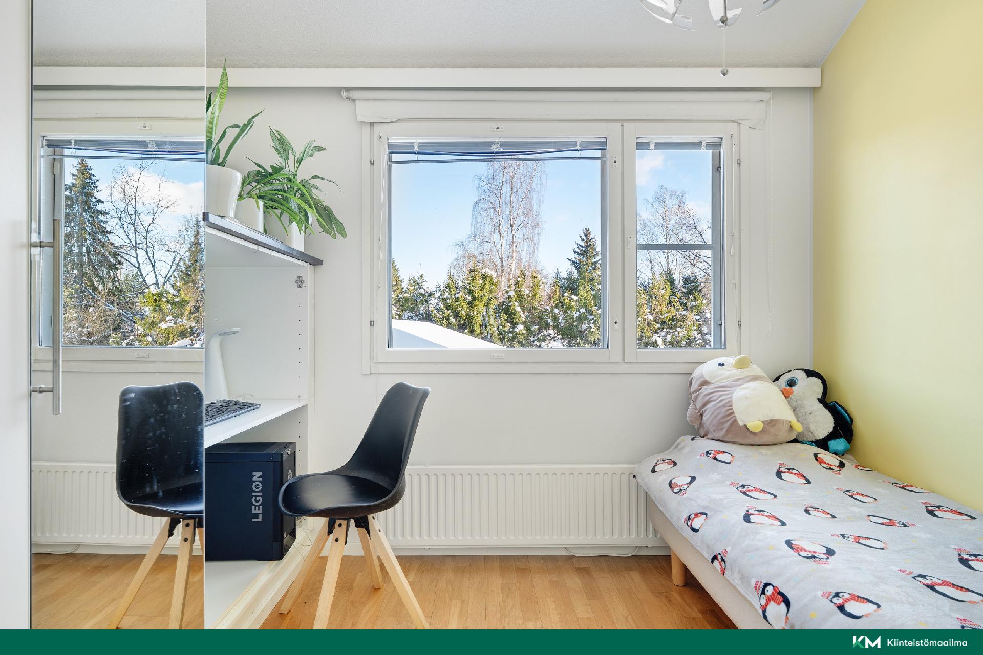 Yläkerran makuuhuone