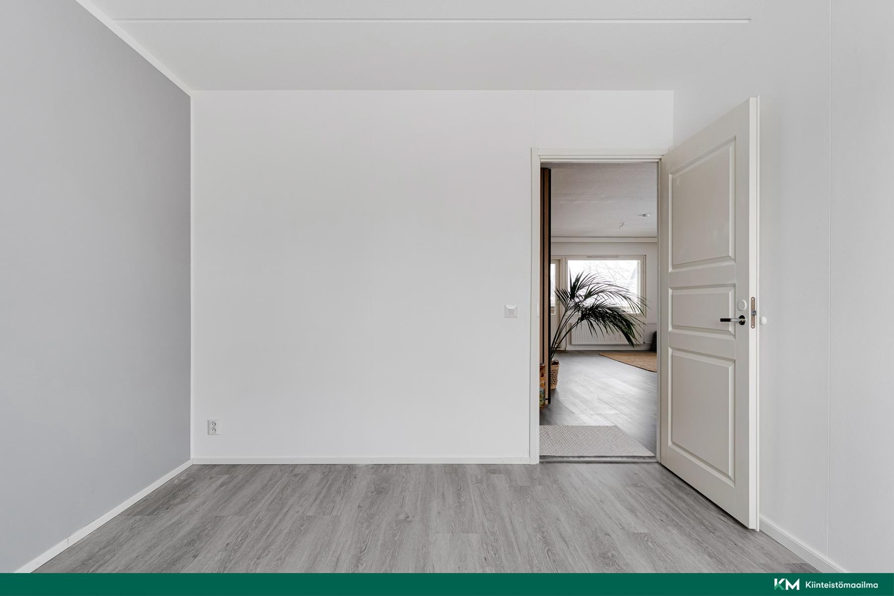 Ratavallintie 26, Savela, Helsinki