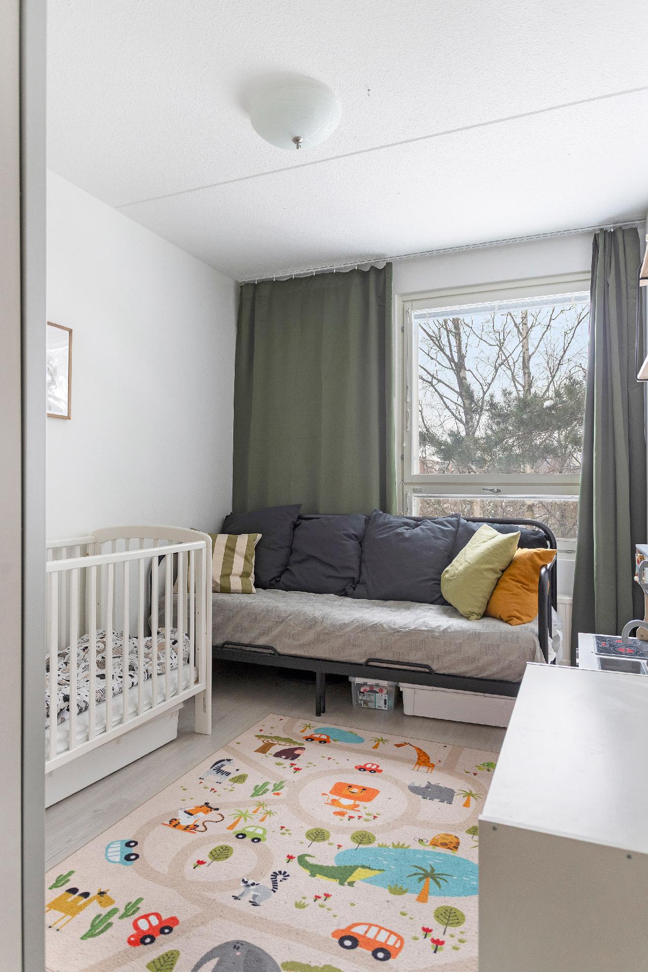 Kultarikonpolku 4, Tikkurila, Vantaa