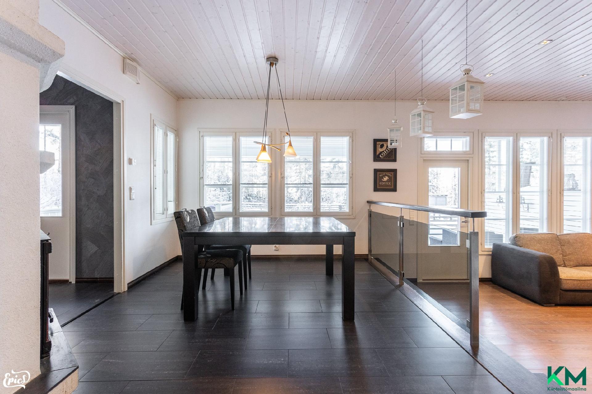 Putkistonniementie 6, Vaihmala, Lempäälä