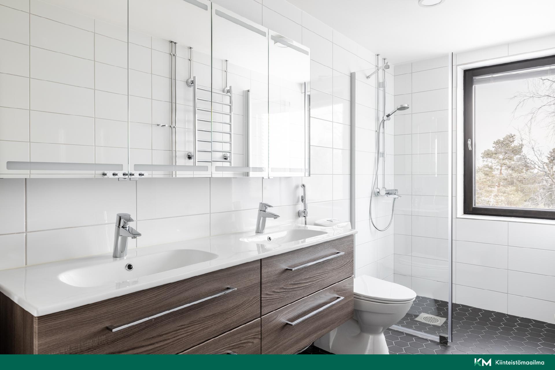 Merikorttitie 12, Vuosaari, Helsinki