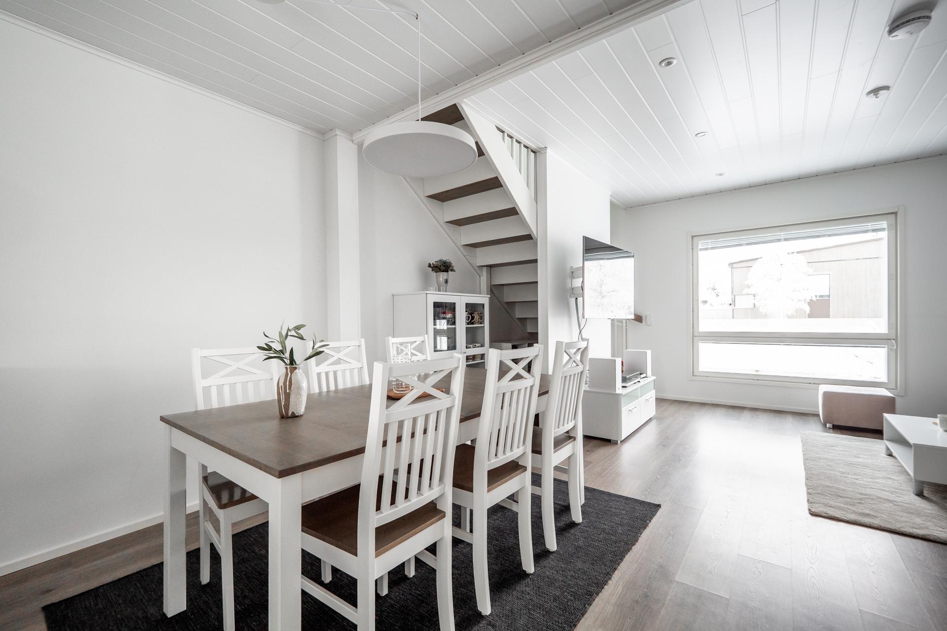 Hölkkäkuja 2, Kivikkokangas, Oulu