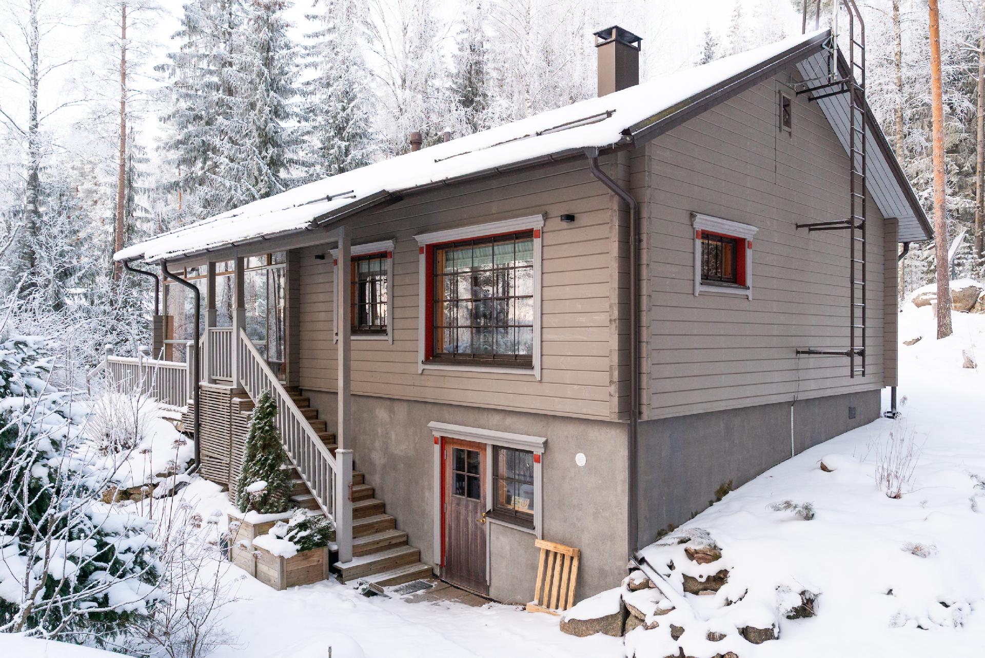 Pihlajatie 8, Pihlajakoski, Kuhmoinen