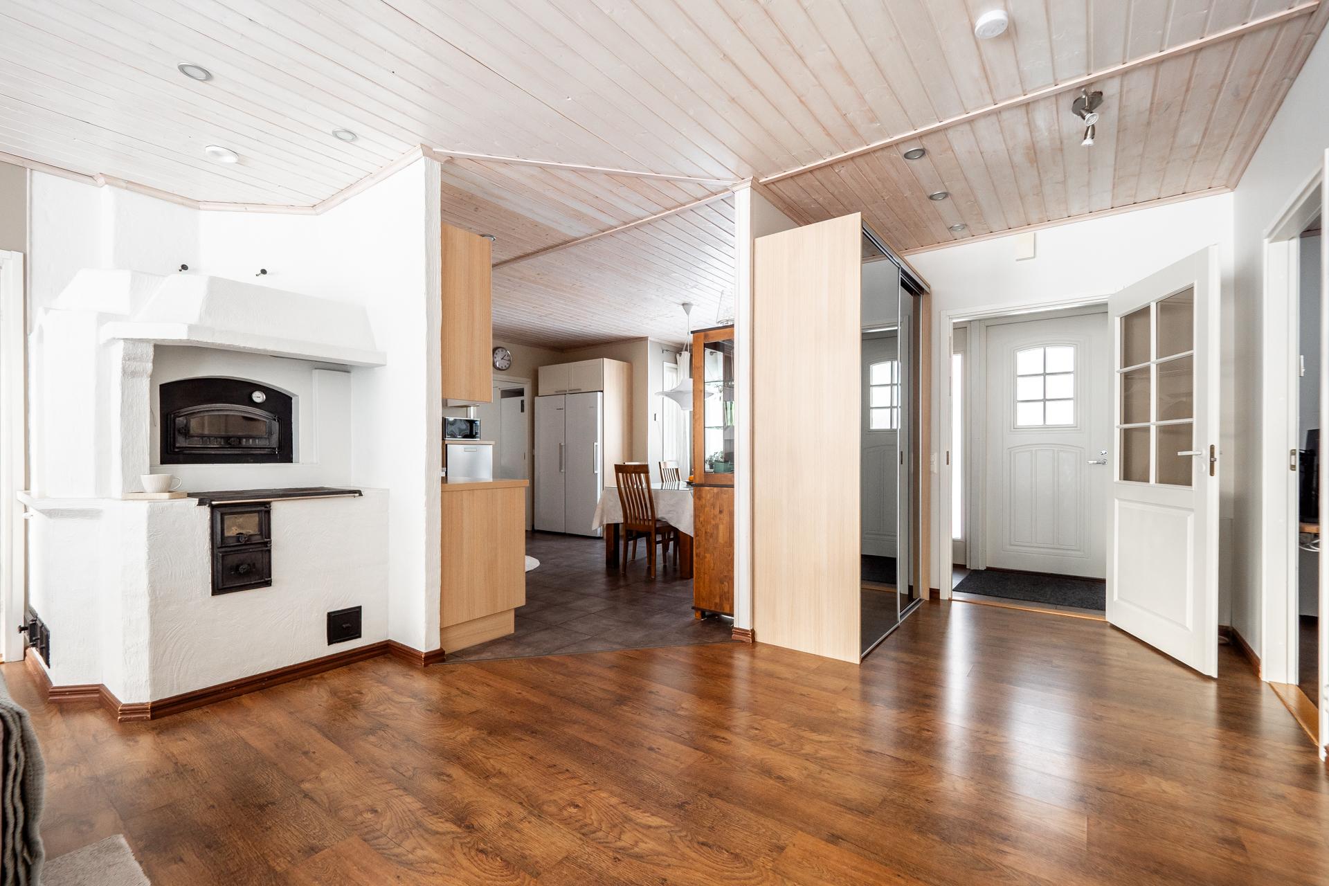 Lautamiehentie 6, Tyrnävä, Tyrnävä