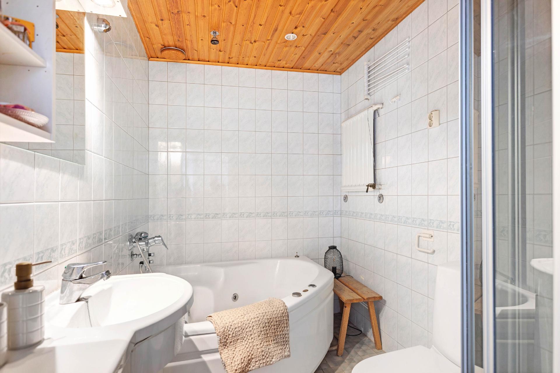 Sandelsinkatu 2, Taka-Töölö, Helsinki