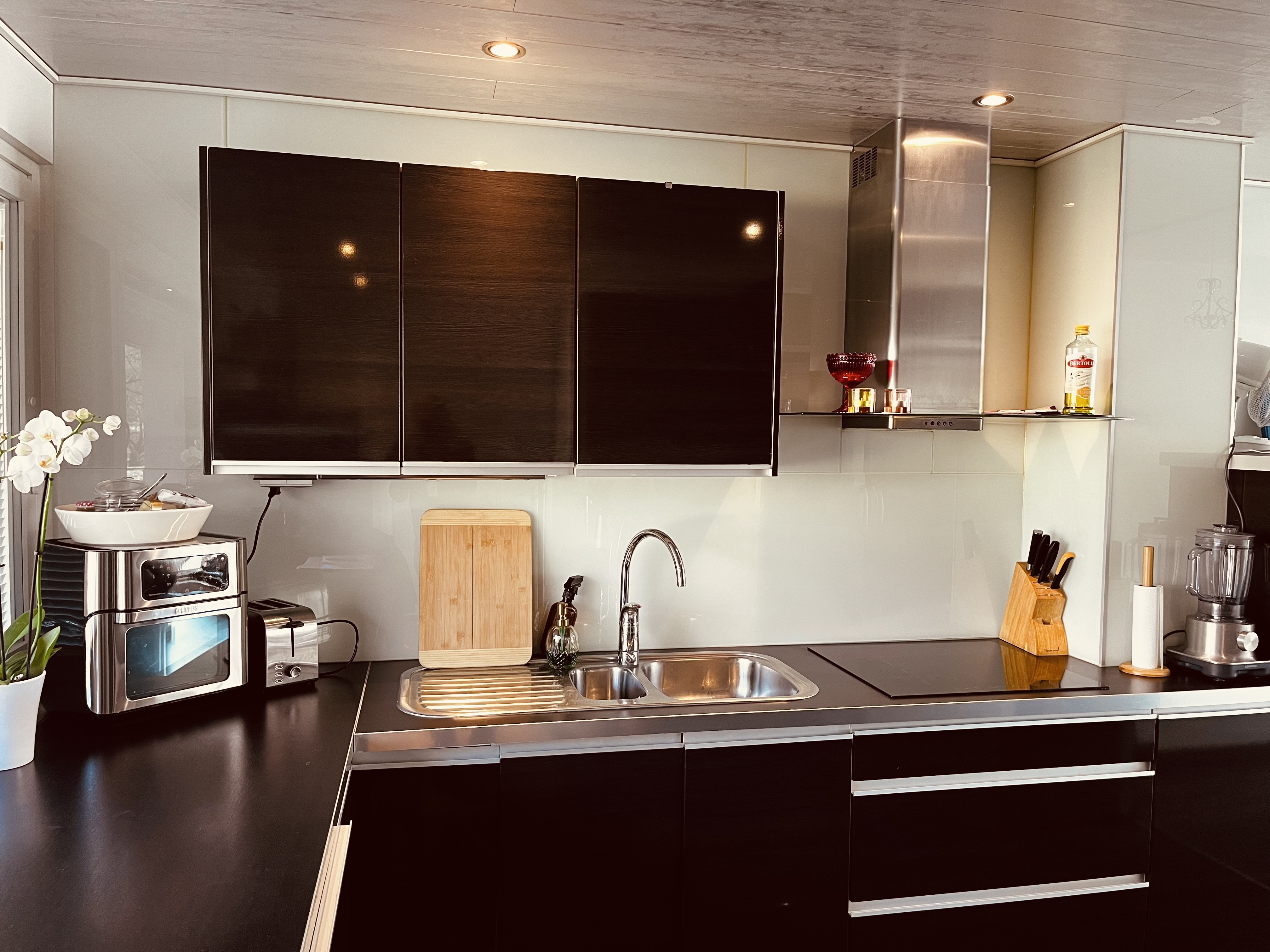 Porslahdentie 2, Vuosaari, Helsinki