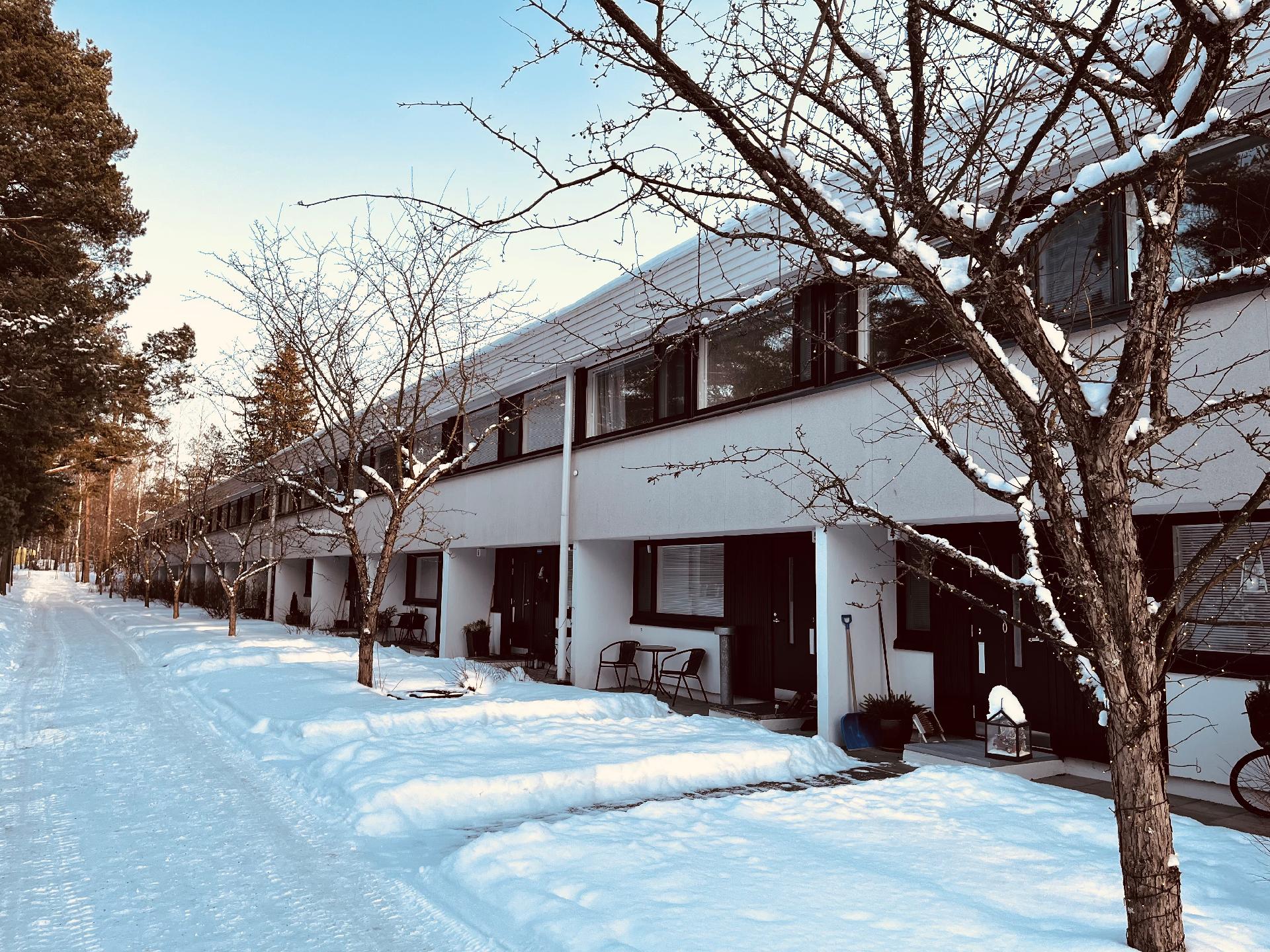 Porslahdentie 2, Vuosaari, Helsinki