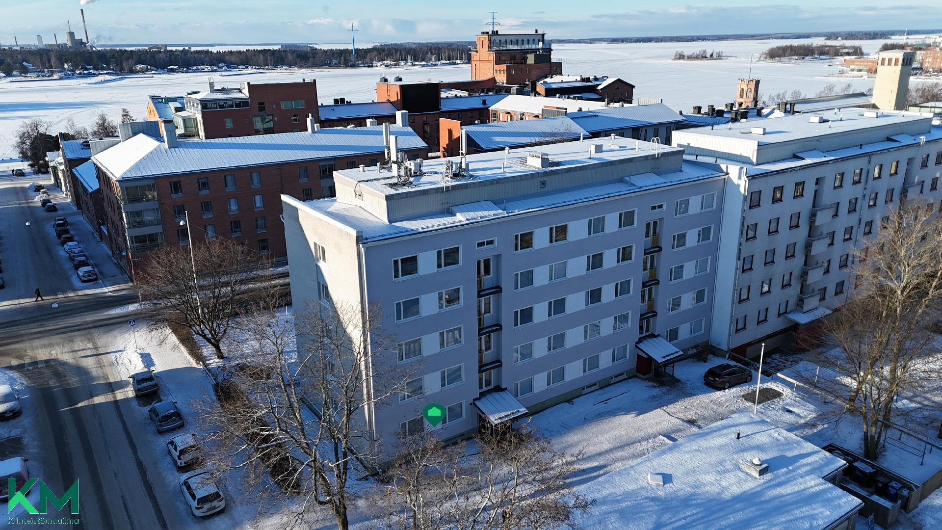 Koulukatu 13, Keskusta, Vaasa