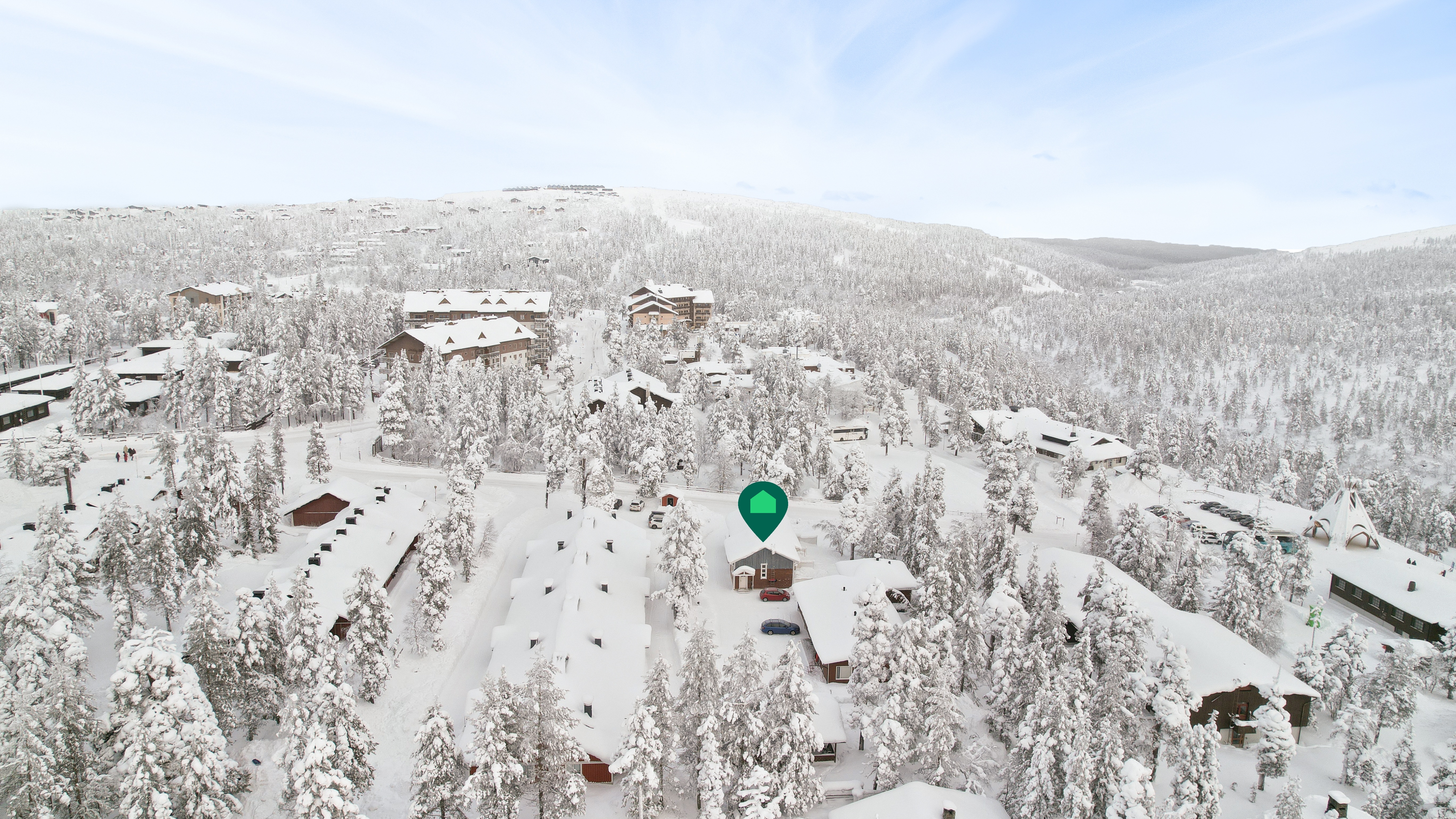 Rivitalon päätyasunto oikealla puolella