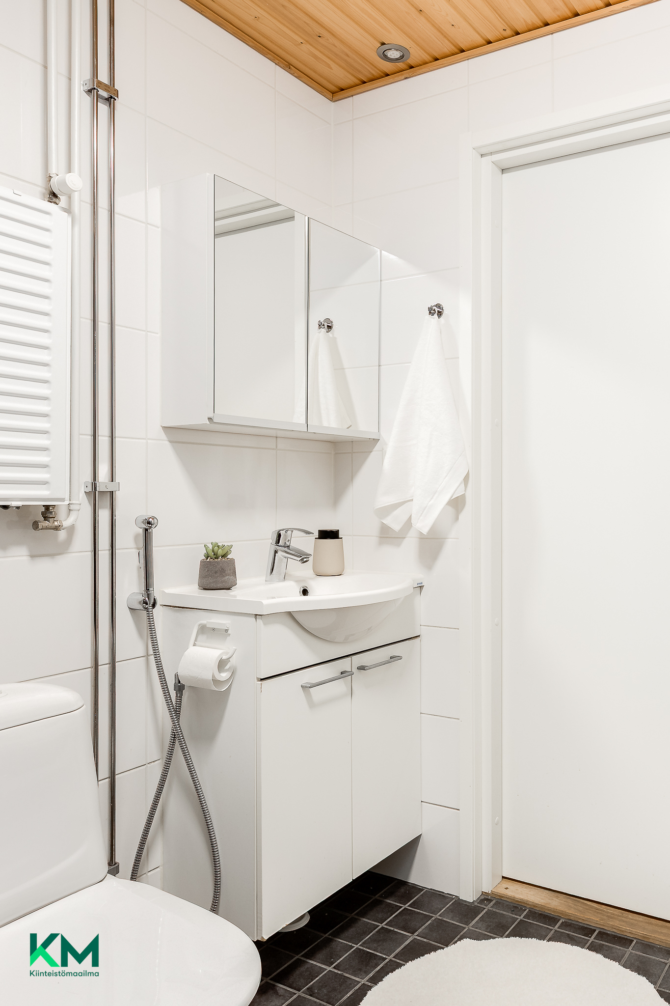 Kauppalinnankatu 1, Linnanmaa, Oulu