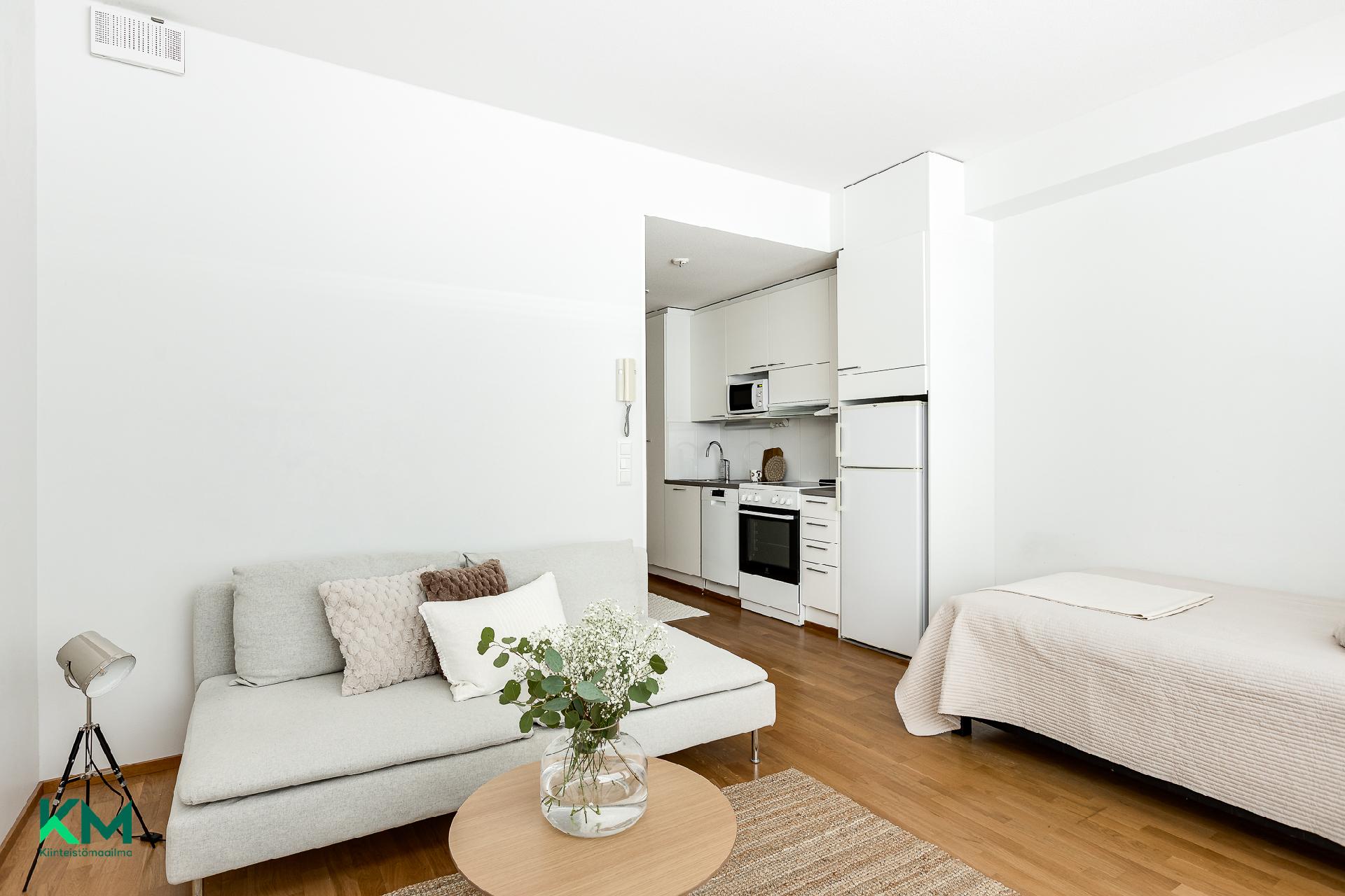 Kauppalinnankatu 1, Linnanmaa, Oulu