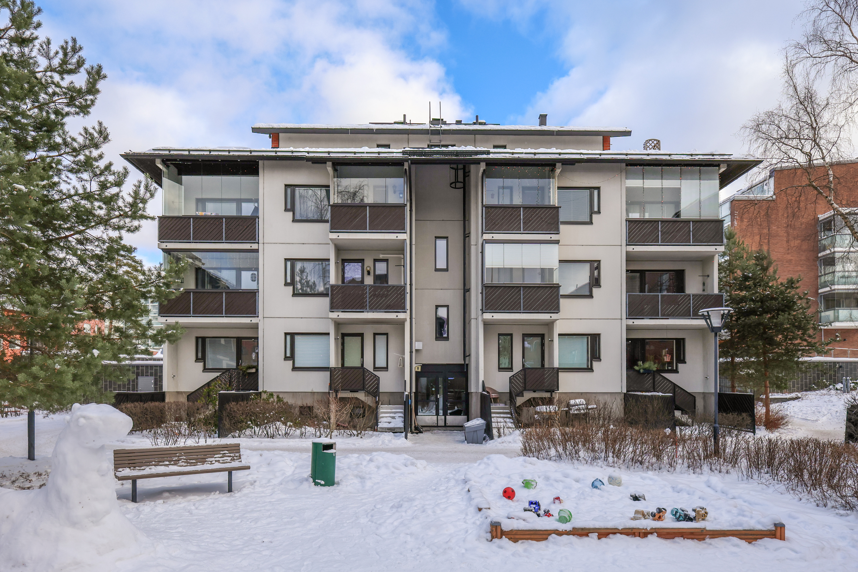 Leiviskätie 1, Lassila, Helsinki