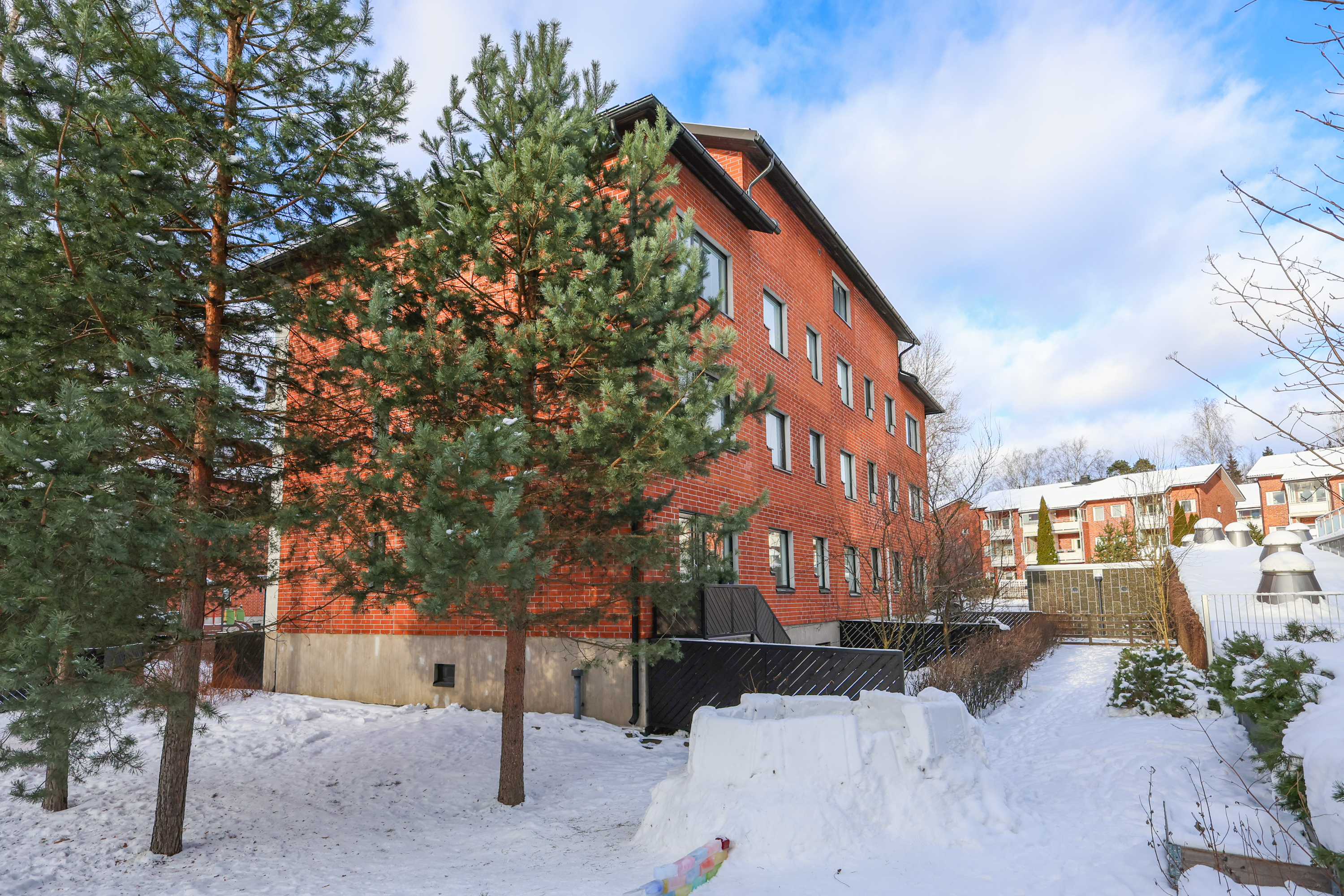 Leiviskätie 1, Lassila, Helsinki