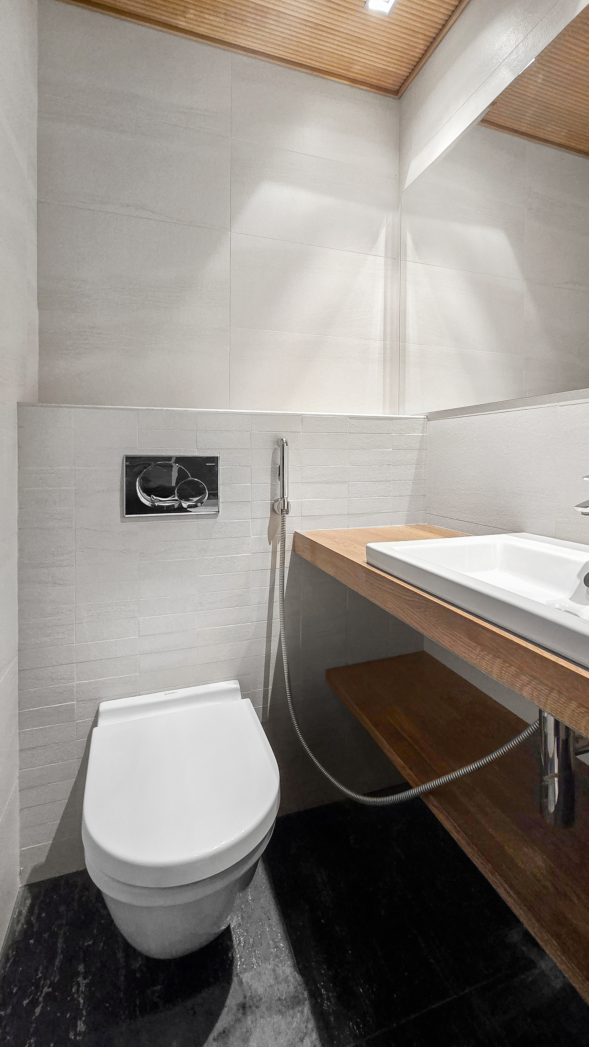 Erillinen wc 1