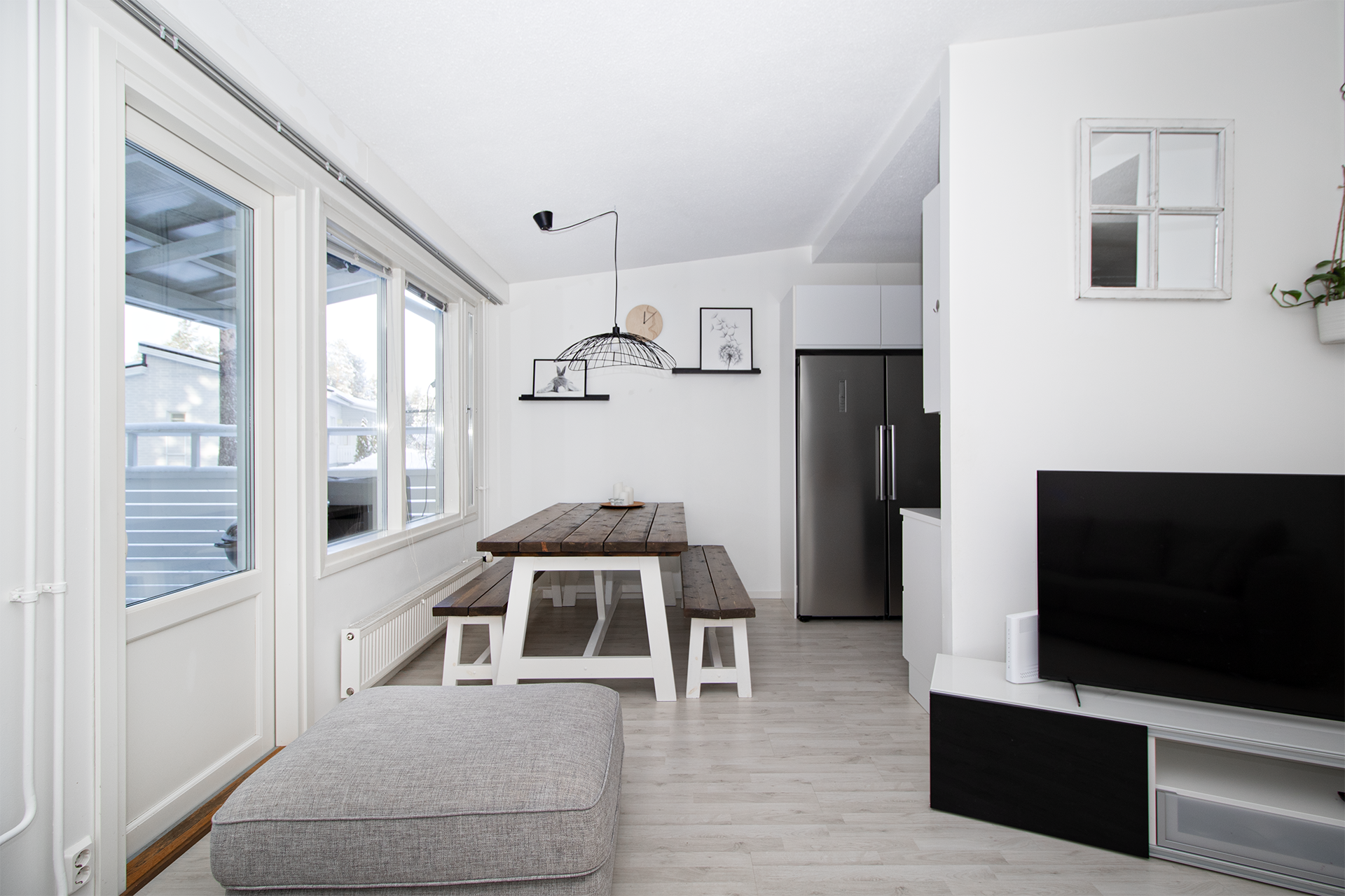 Ruokailutilasta myös järvinäkymät