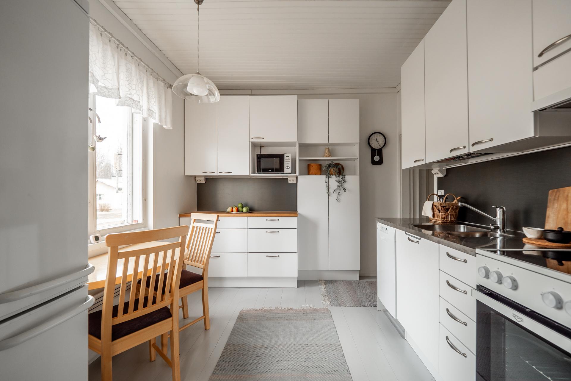 Juuritie 13, Kynsilehto, Oulu