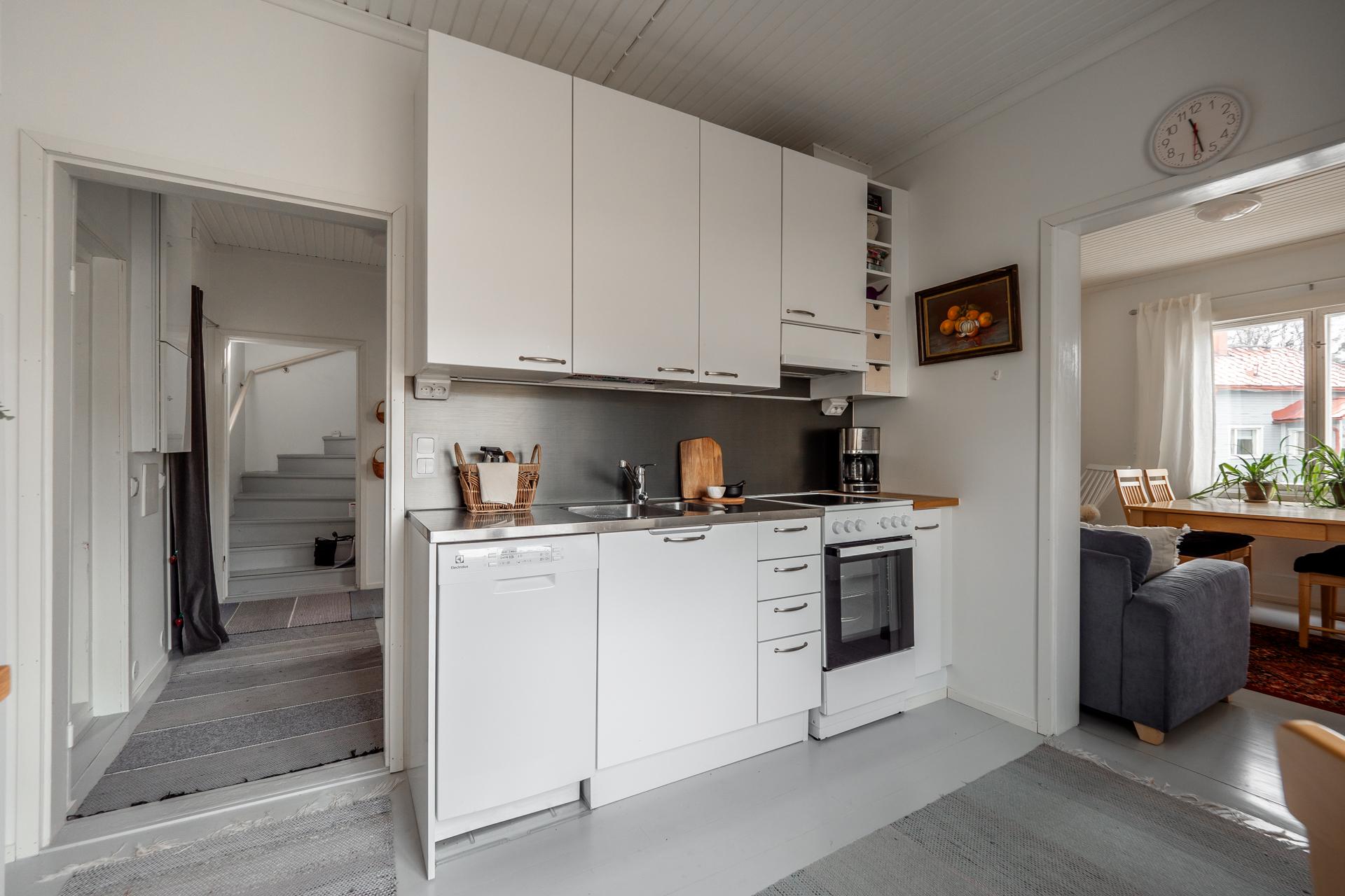 Juuritie 13, Kynsilehto, Oulu