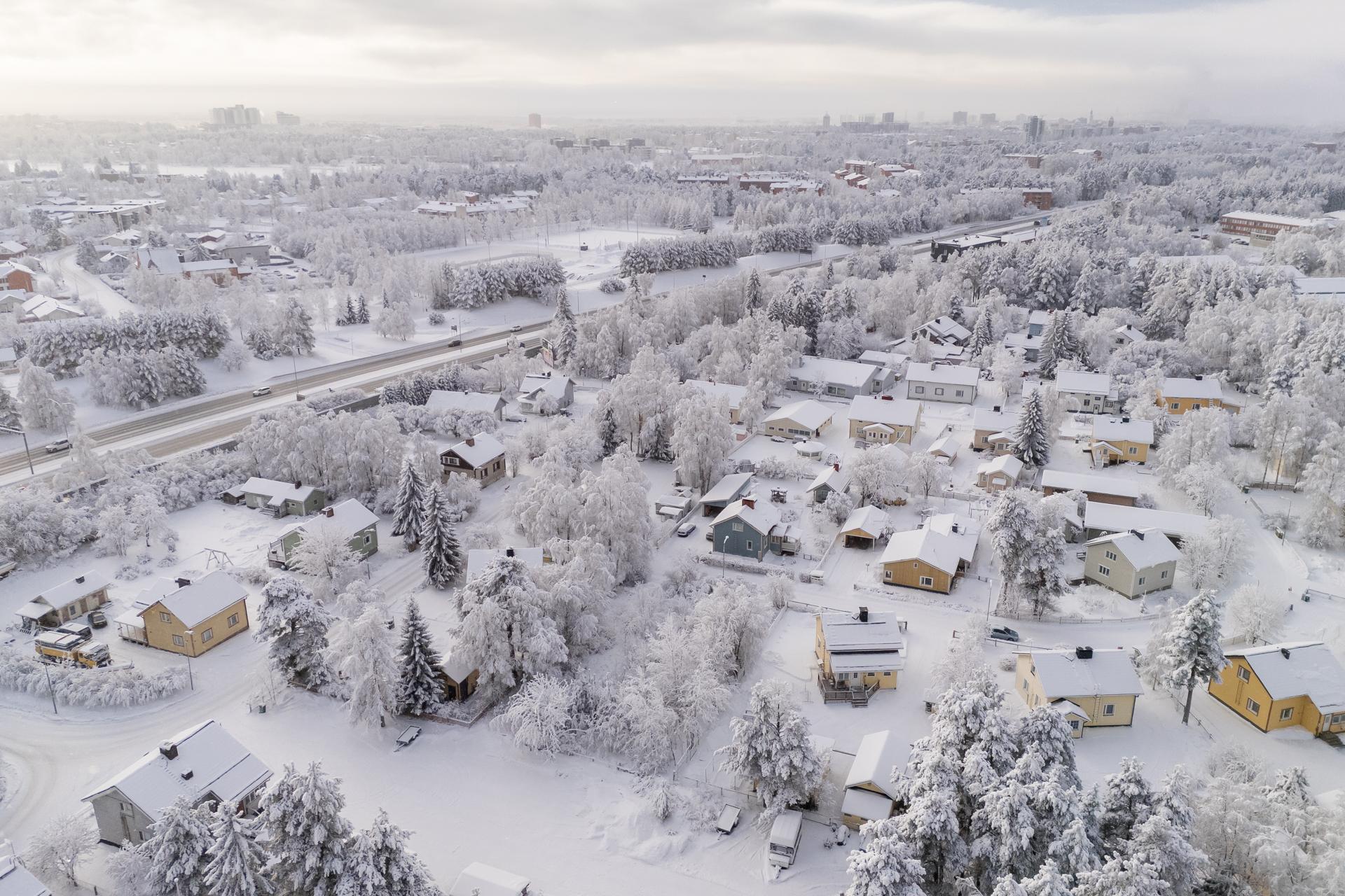 Juuritie 13, Kynsilehto, Oulu