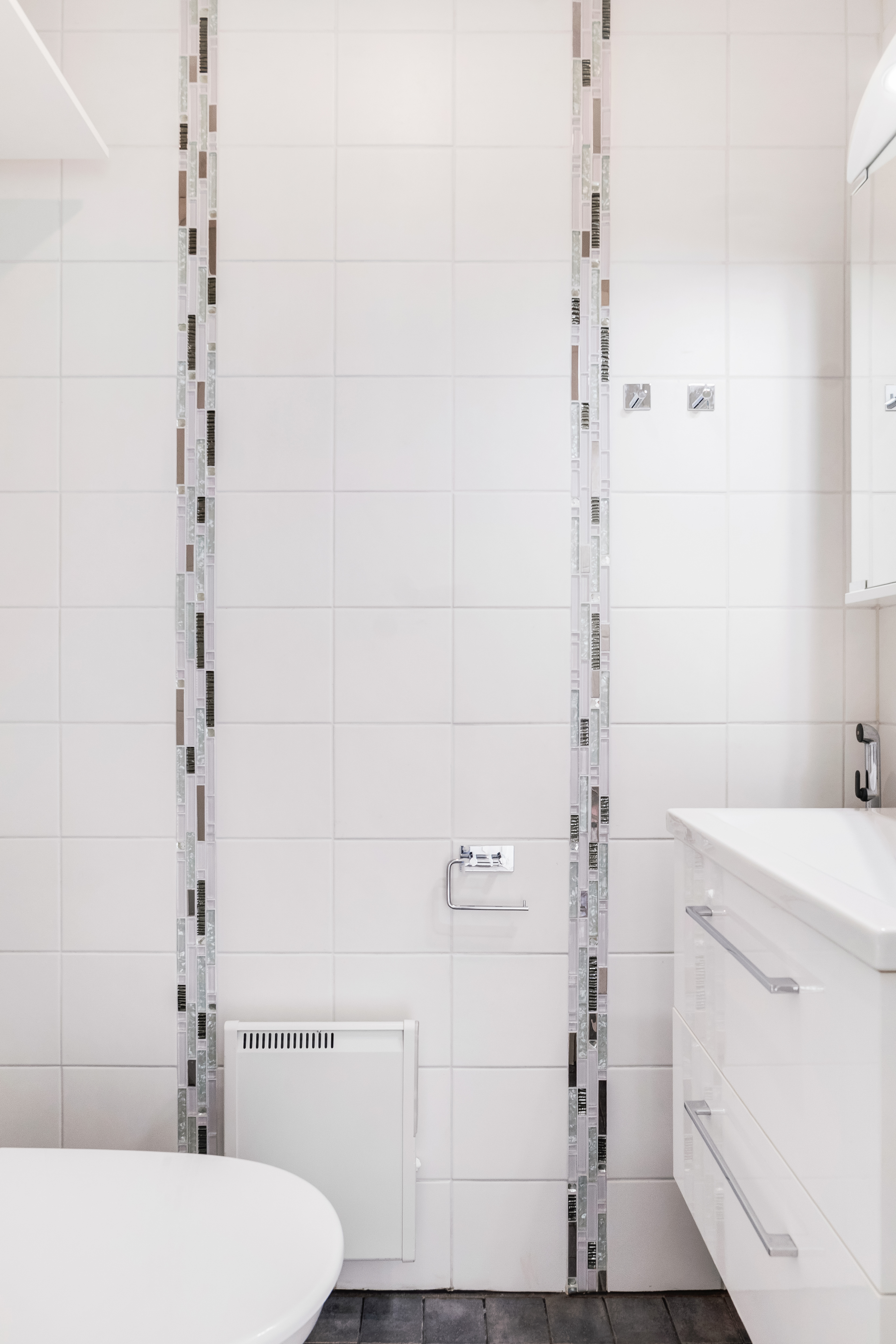 Remontoitu erillinen wc.