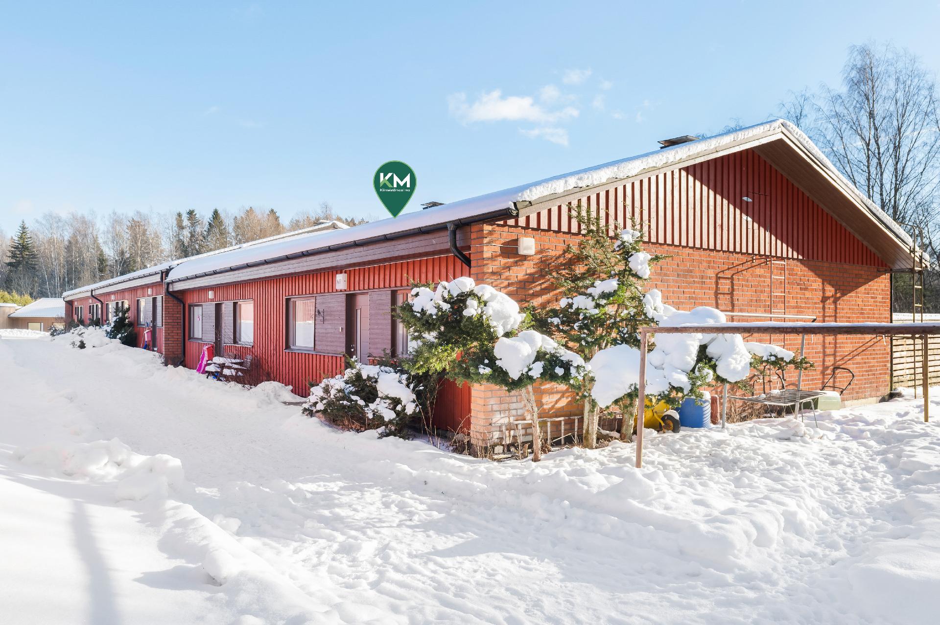 Rivitalon päätyasunto.