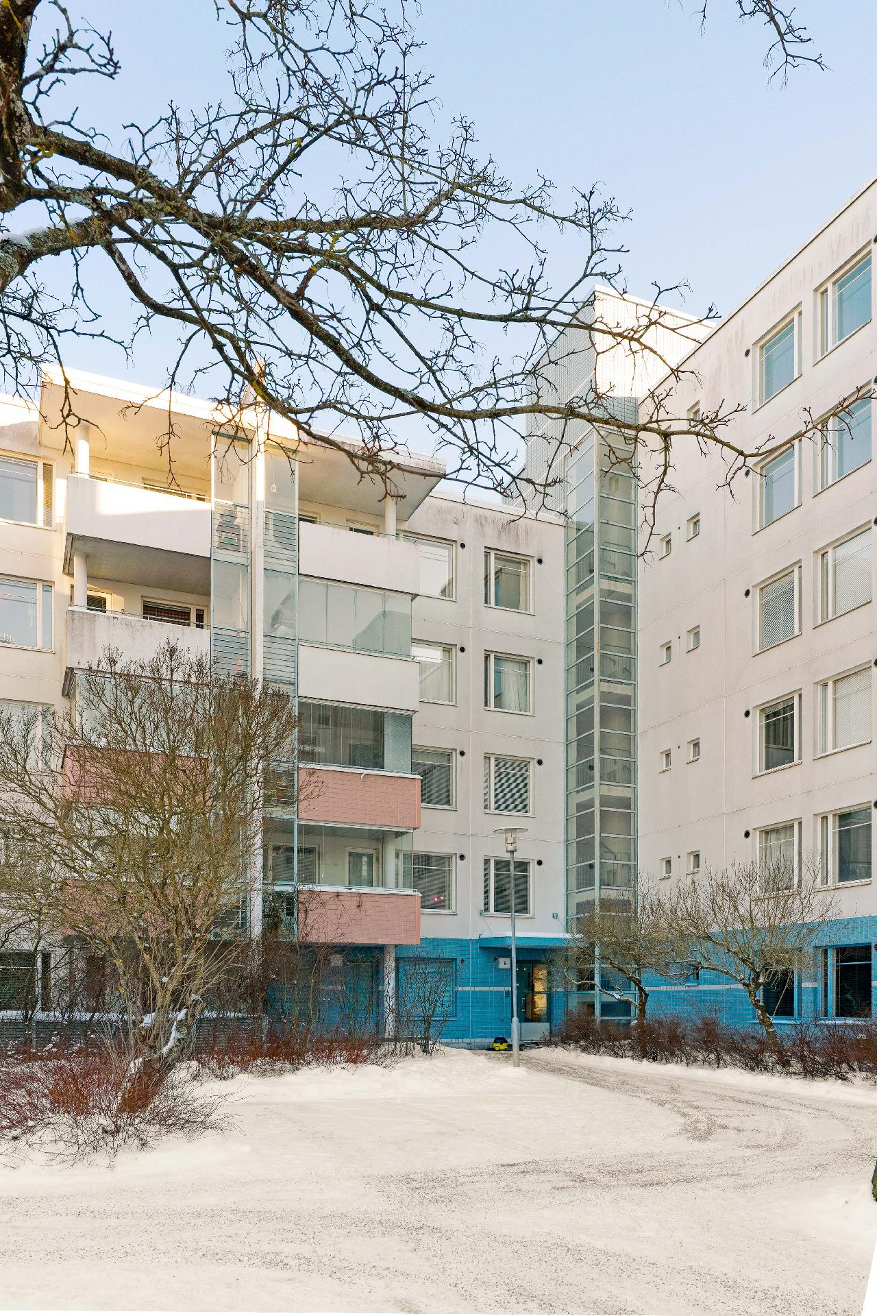 Kaivonkatsojantie 13, Kallahti, Helsinki