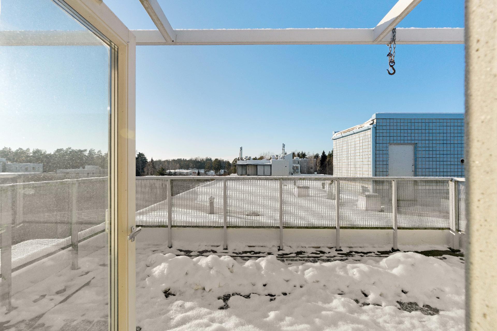 Kaivonkatsojantie 13, Kallahti, Helsinki