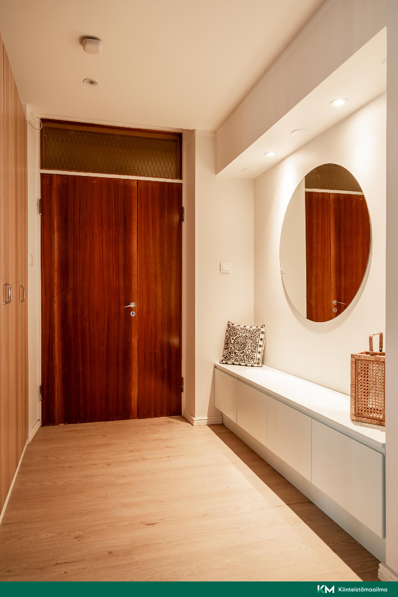 Vänrikki Stoolin katu 9, Etu-Töölö, Helsinki