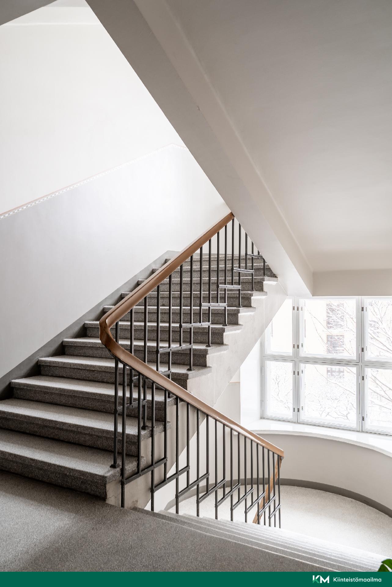 Vänrikki Stoolin katu 9, Etu-Töölö, Helsinki