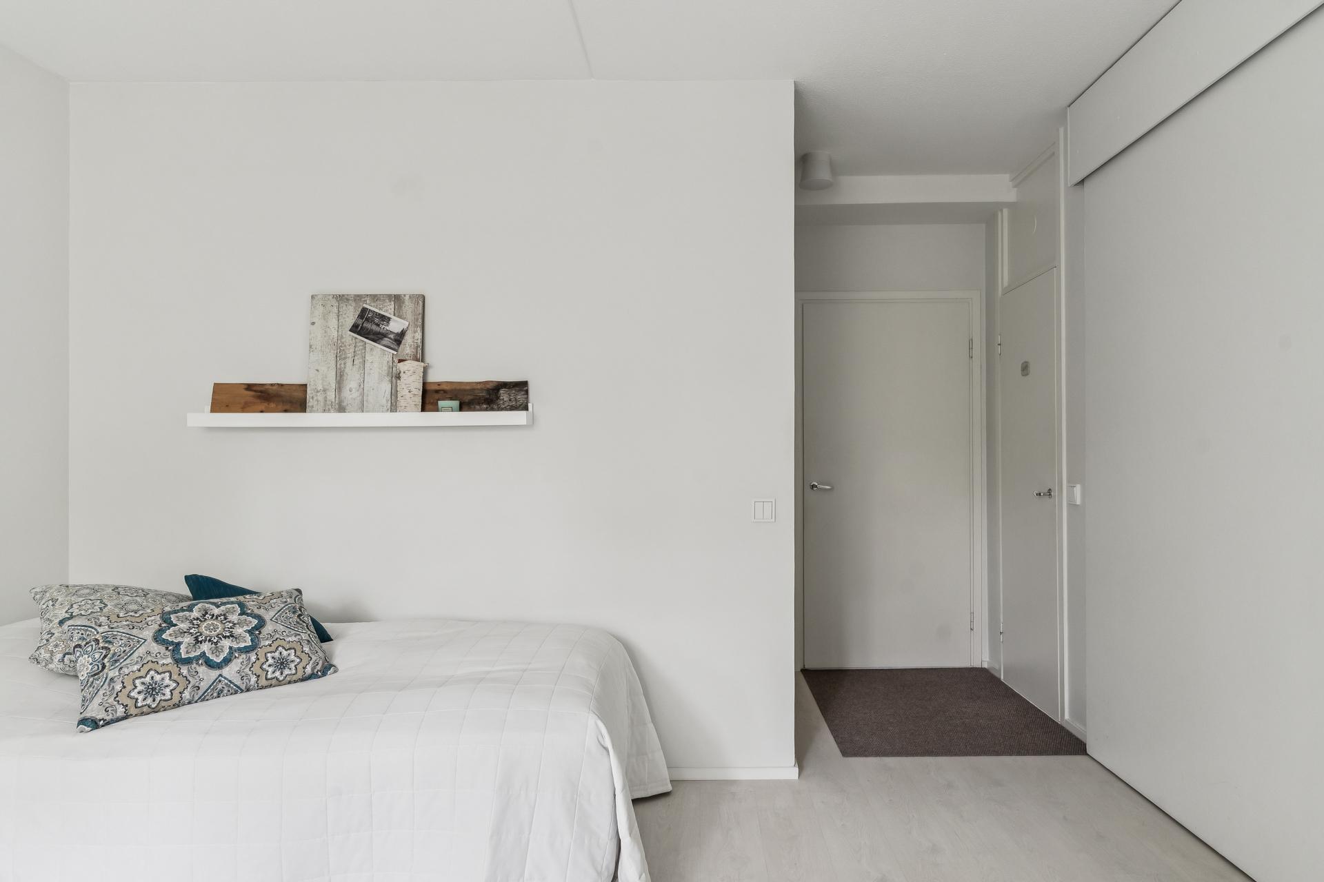 Vanamontie 4, Simonmetsä, Vantaa